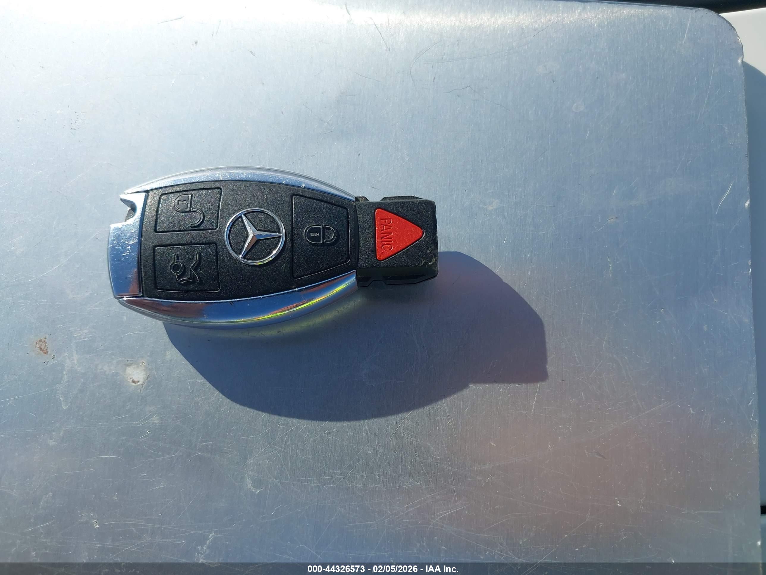 MERCEDES-BENZ CLS image 11