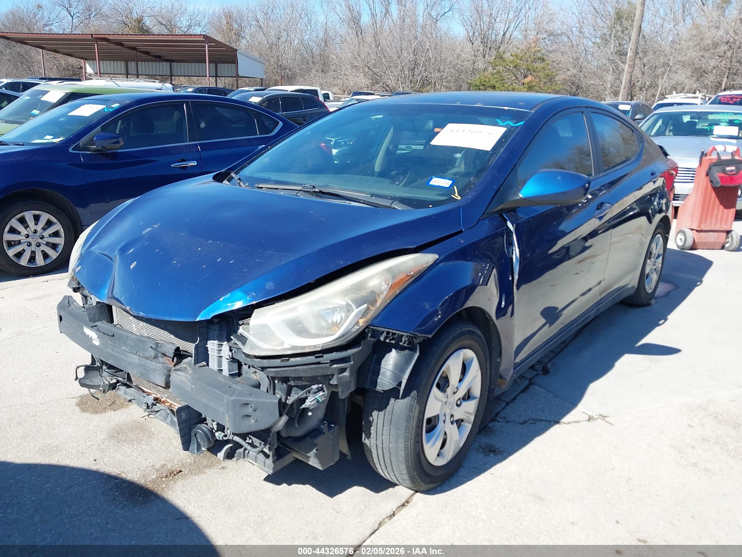 HYUNDAI ELANTRA image 2