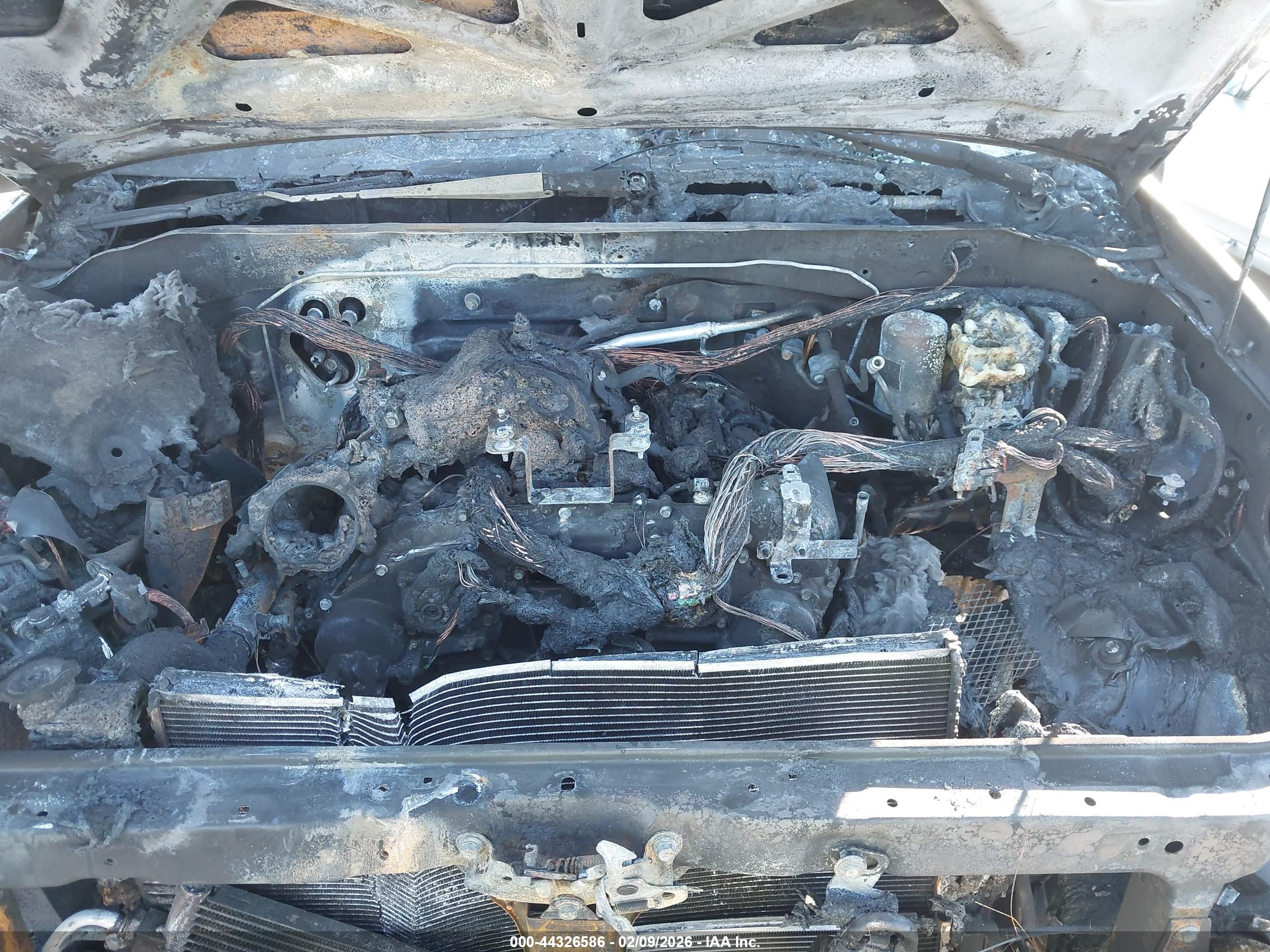 NISSAN FRONTIER image 10