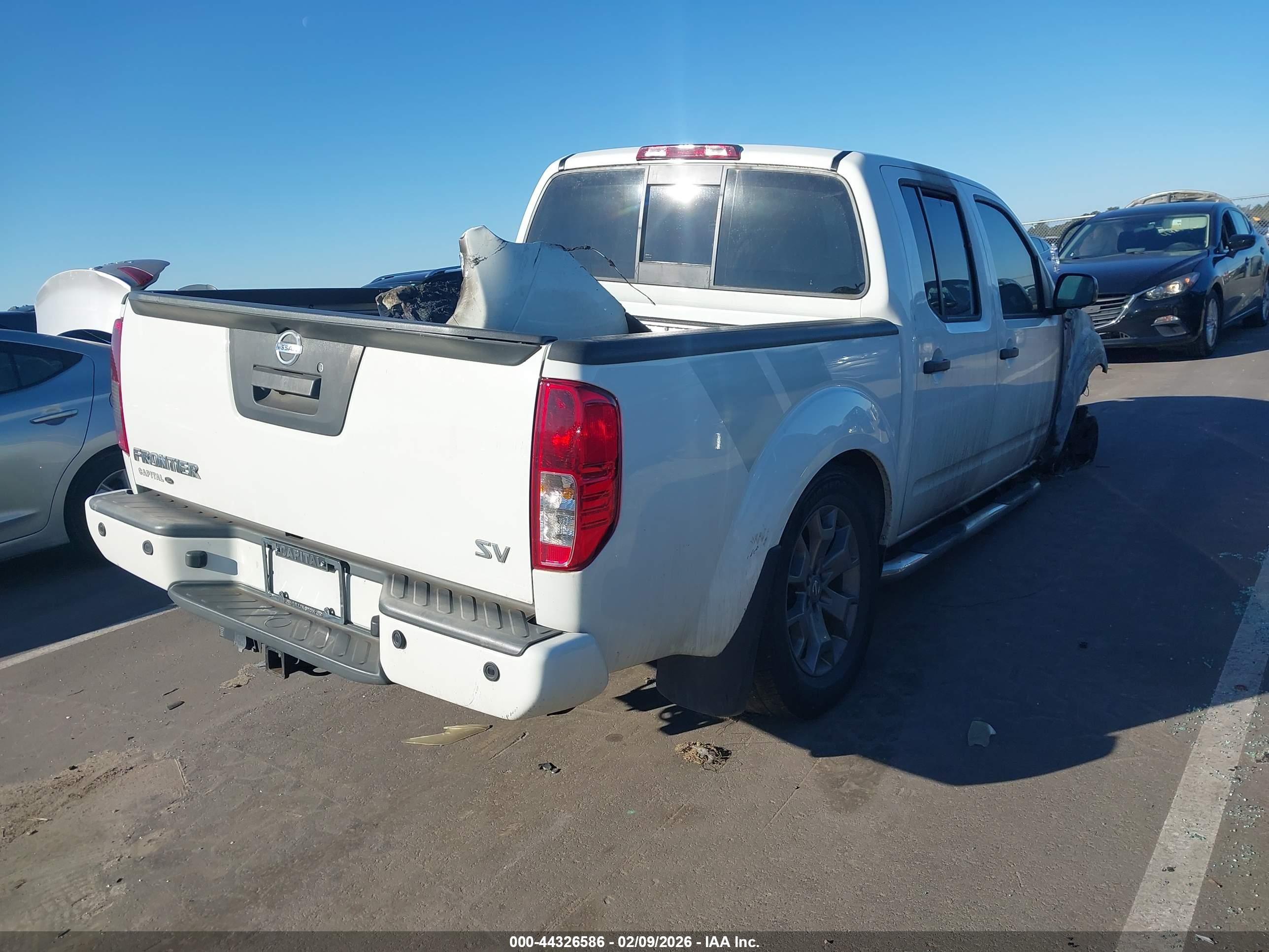 NISSAN FRONTIER image 4