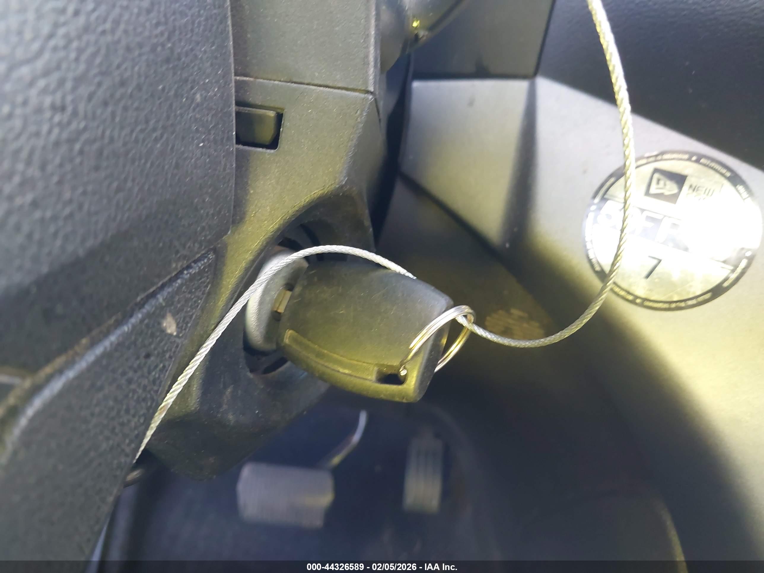 FORD ESCAPE image 11