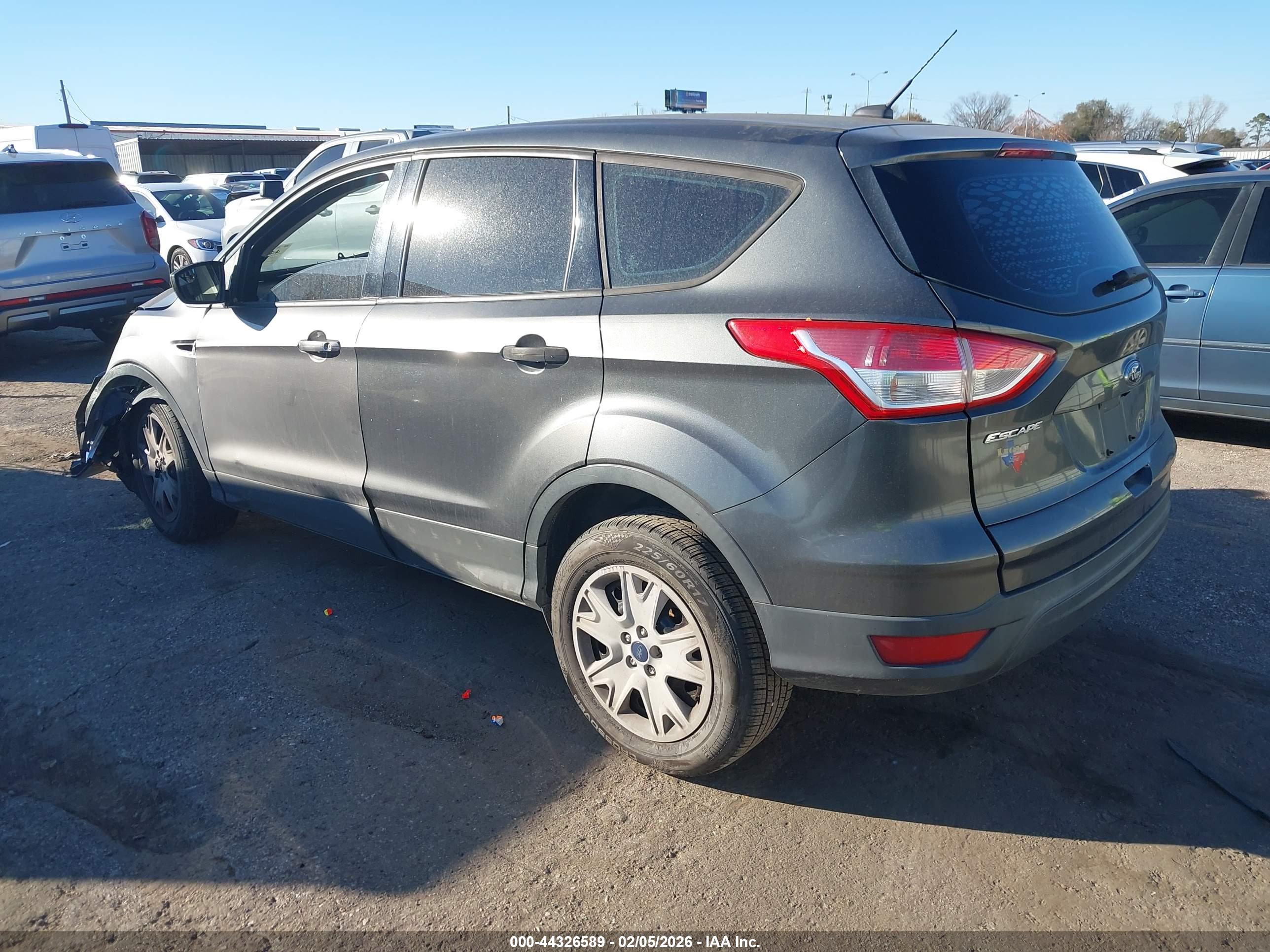 FORD ESCAPE image 3