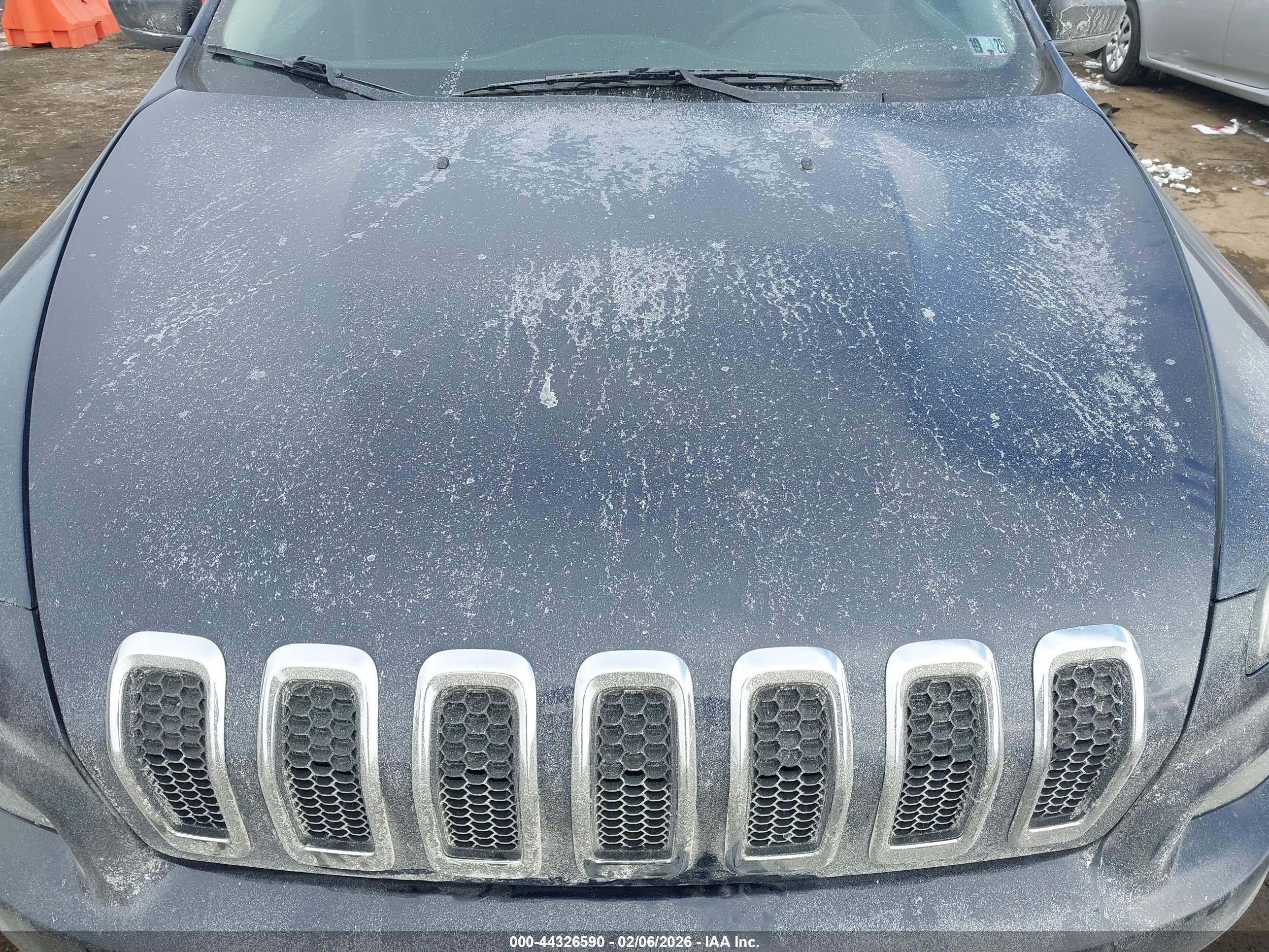 JEEP CHEROKEE image 6