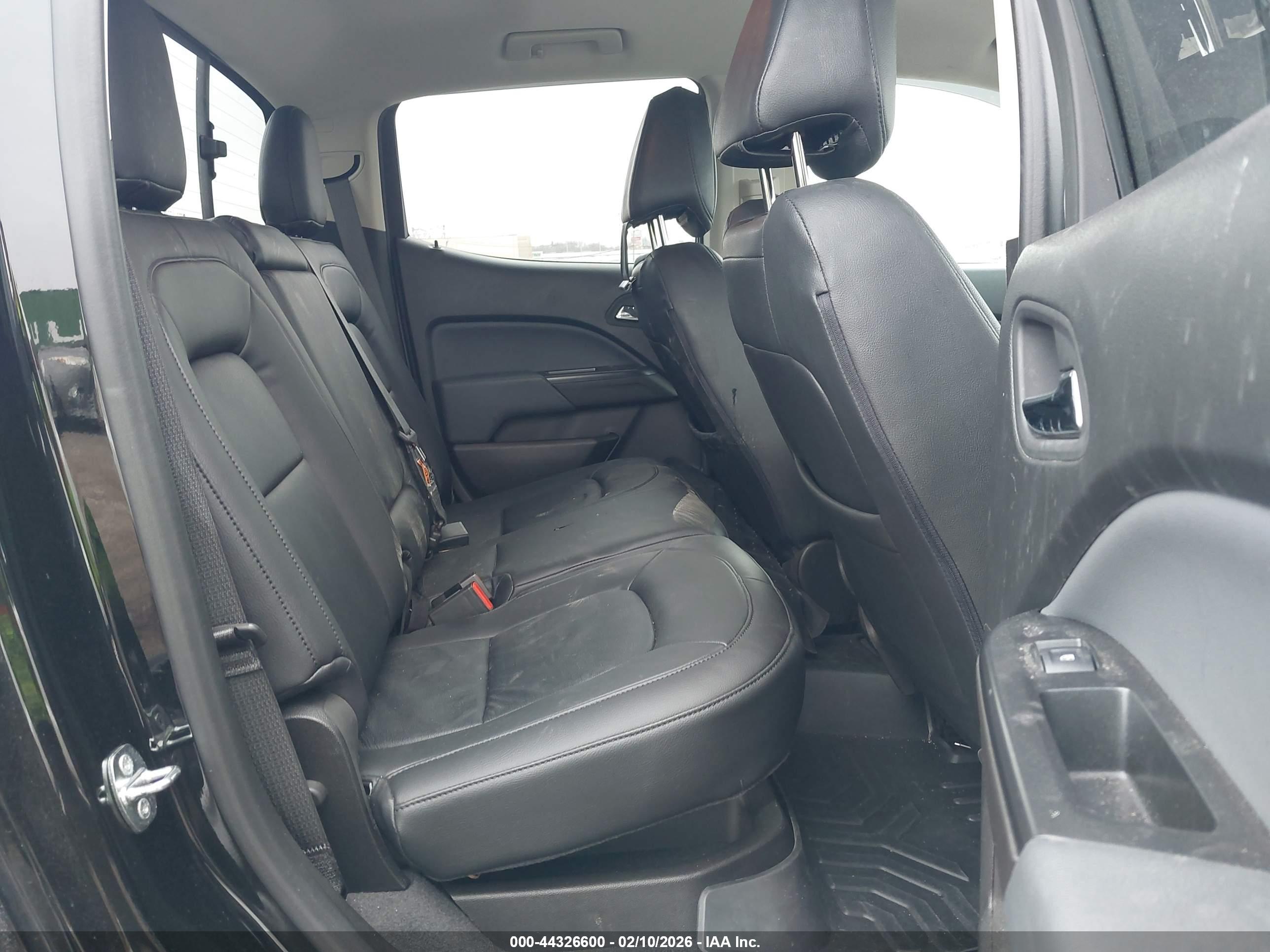 CHEVROLET COLORADO image 8