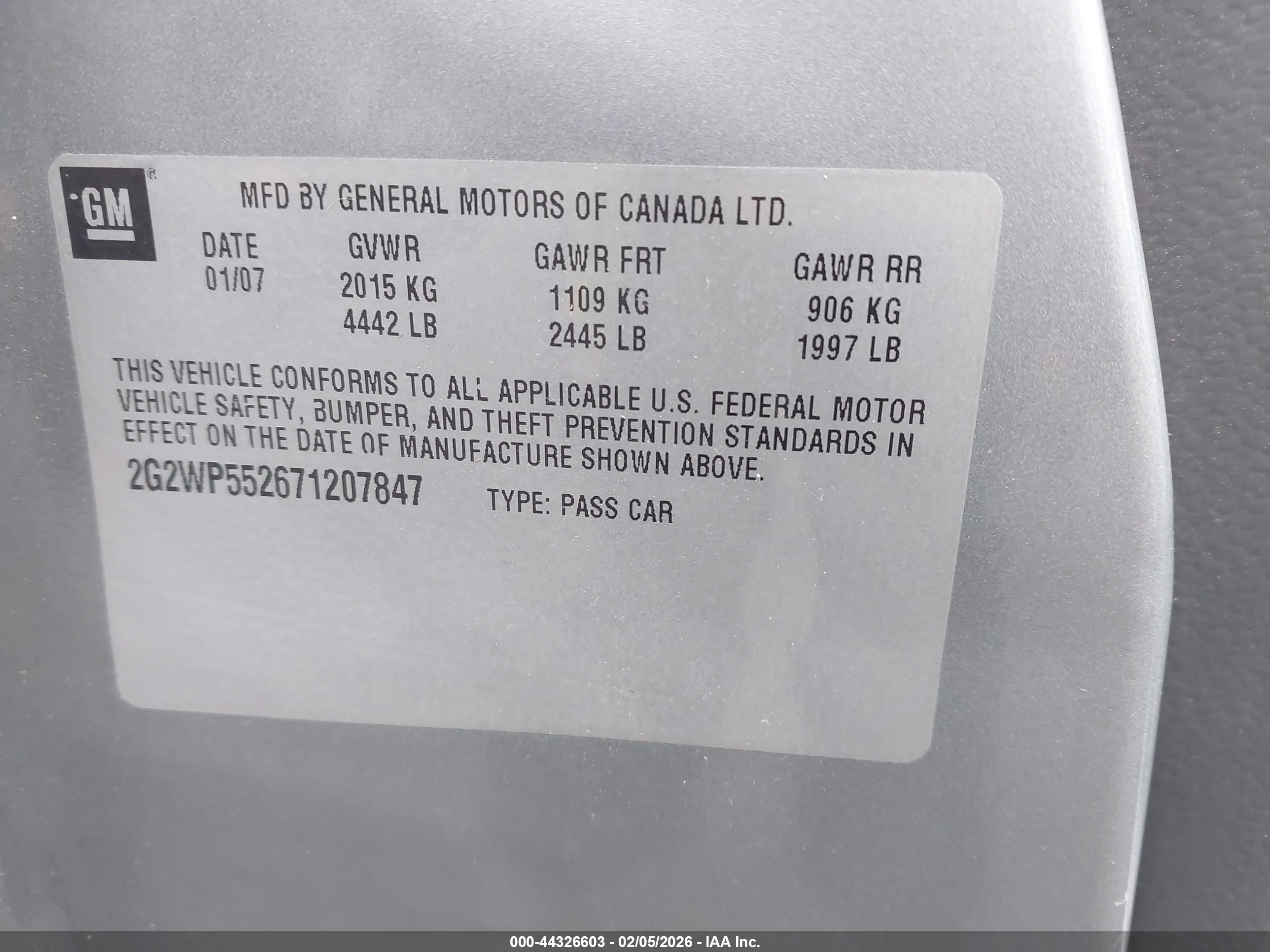 PONTIAC GRAND image 9