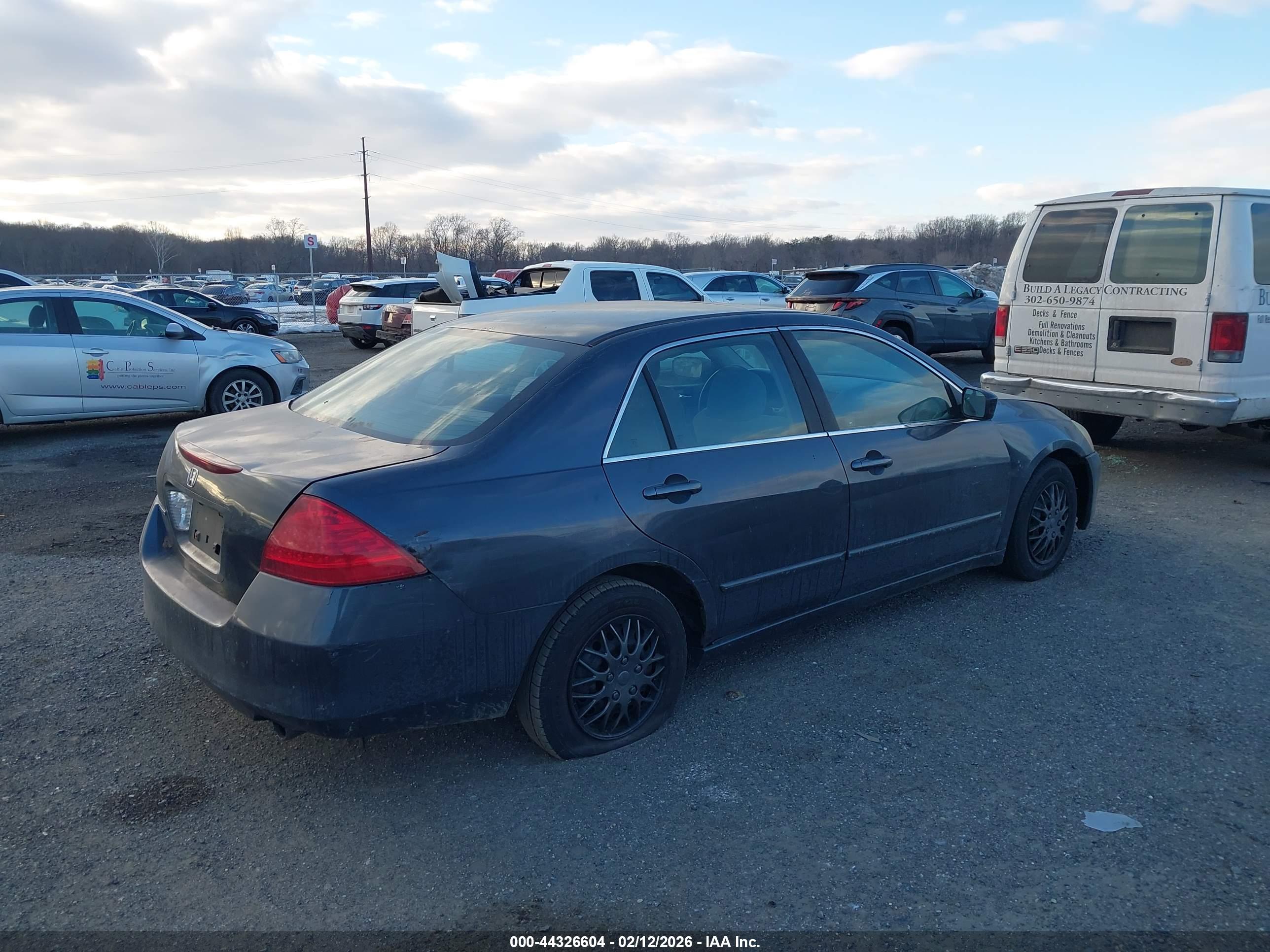HONDA ACCORD image 4