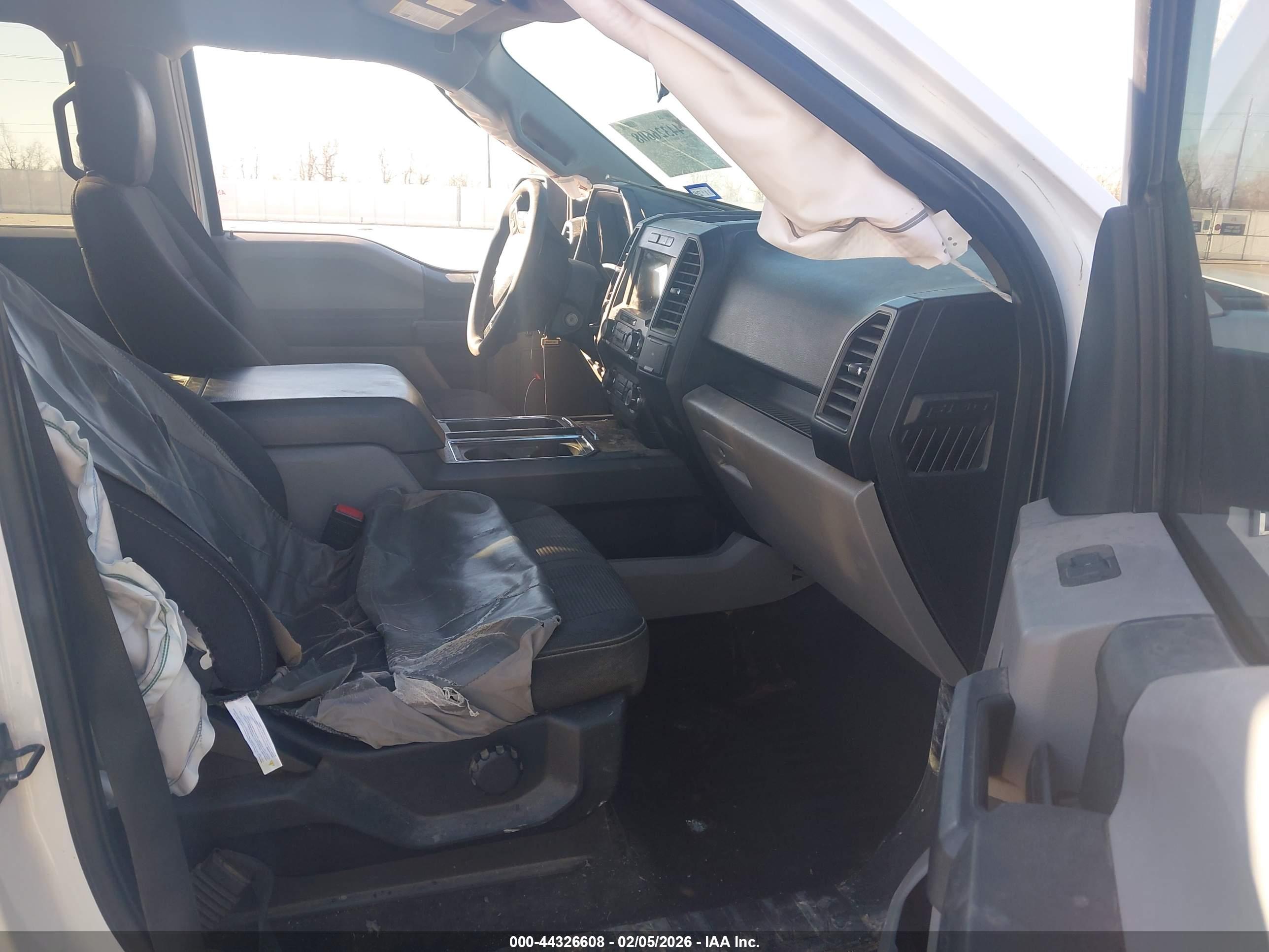 FORD F-150 image 5