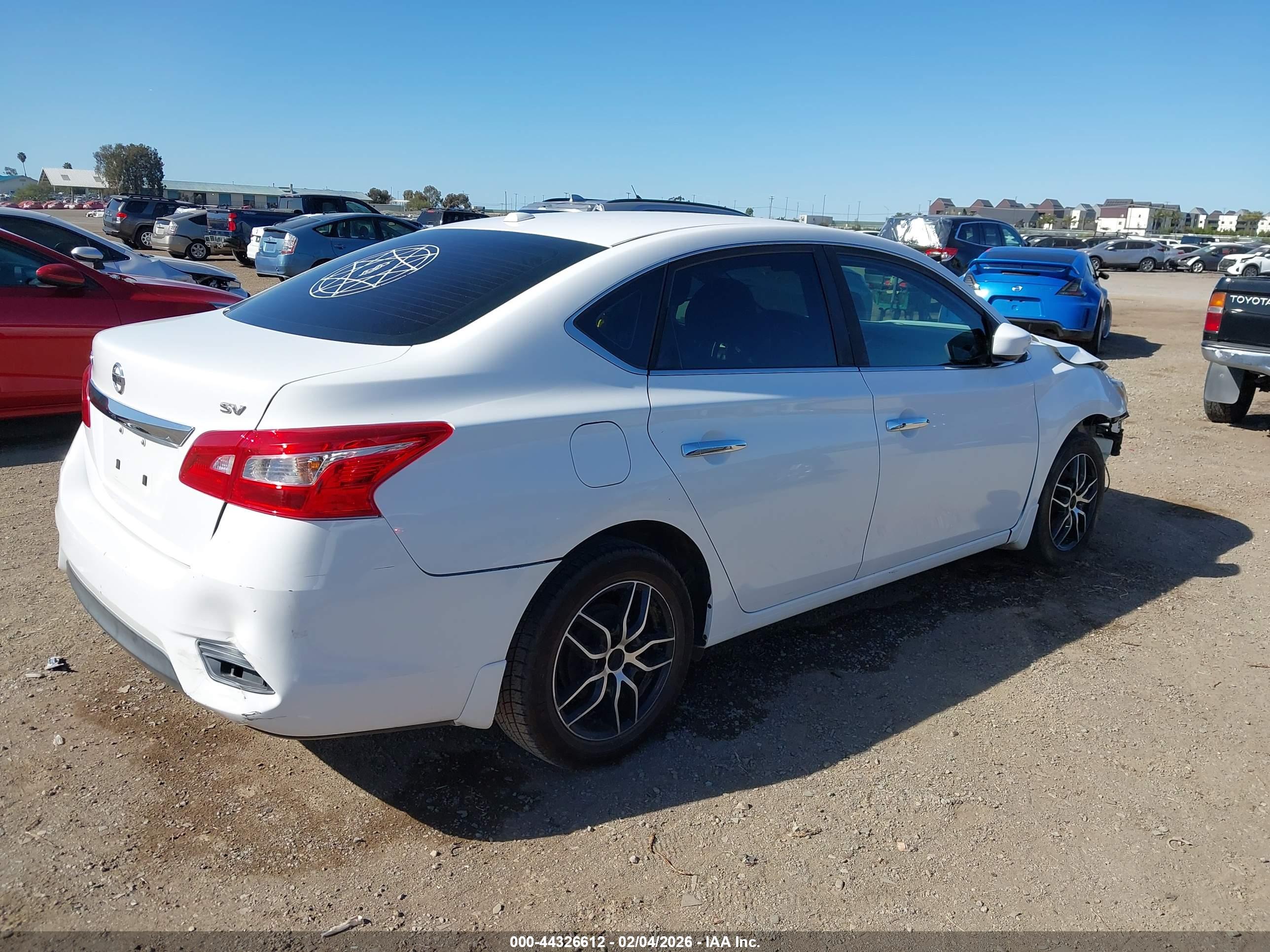 NISSAN SENTRA image 4