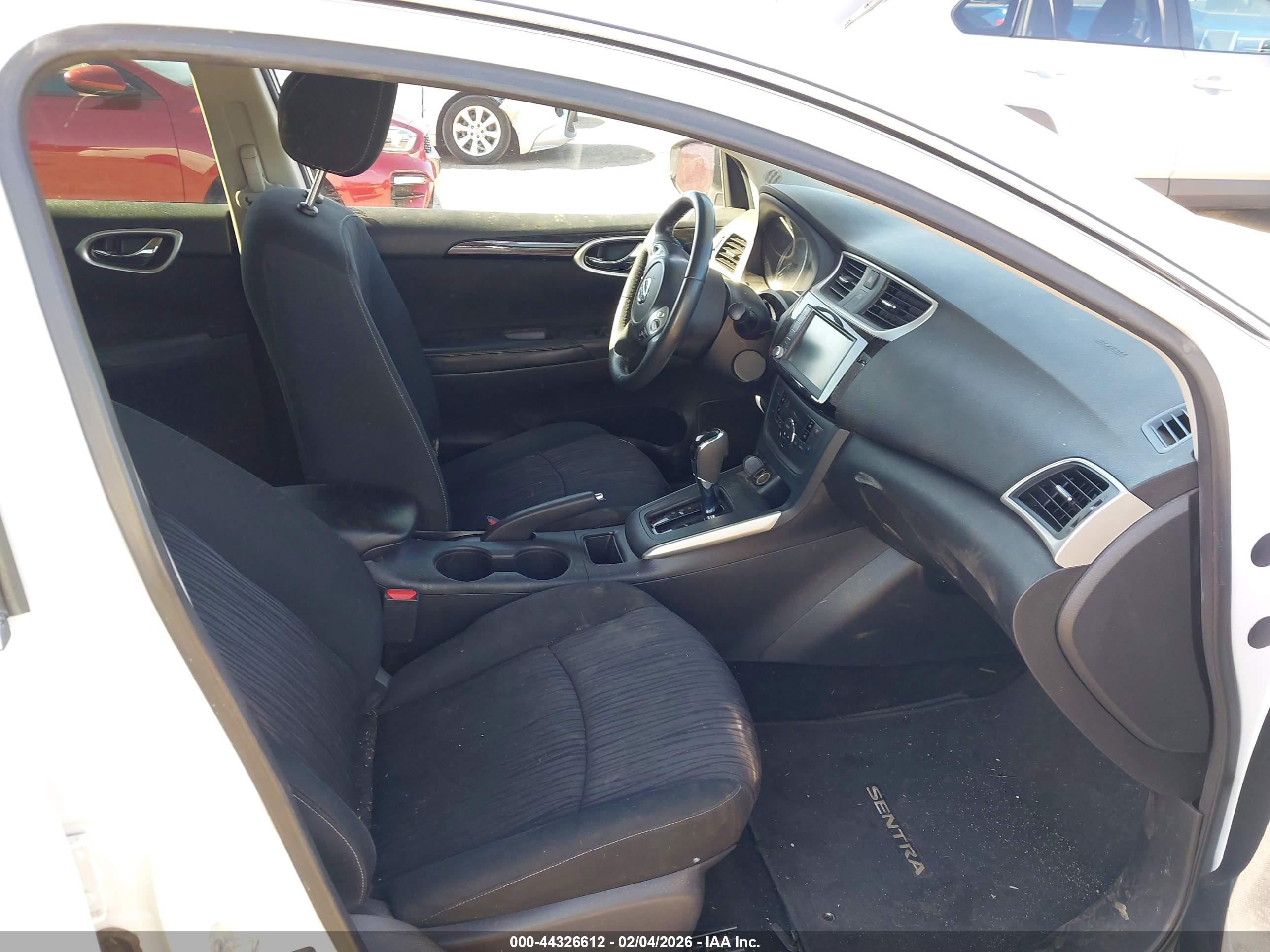 NISSAN SENTRA image 5