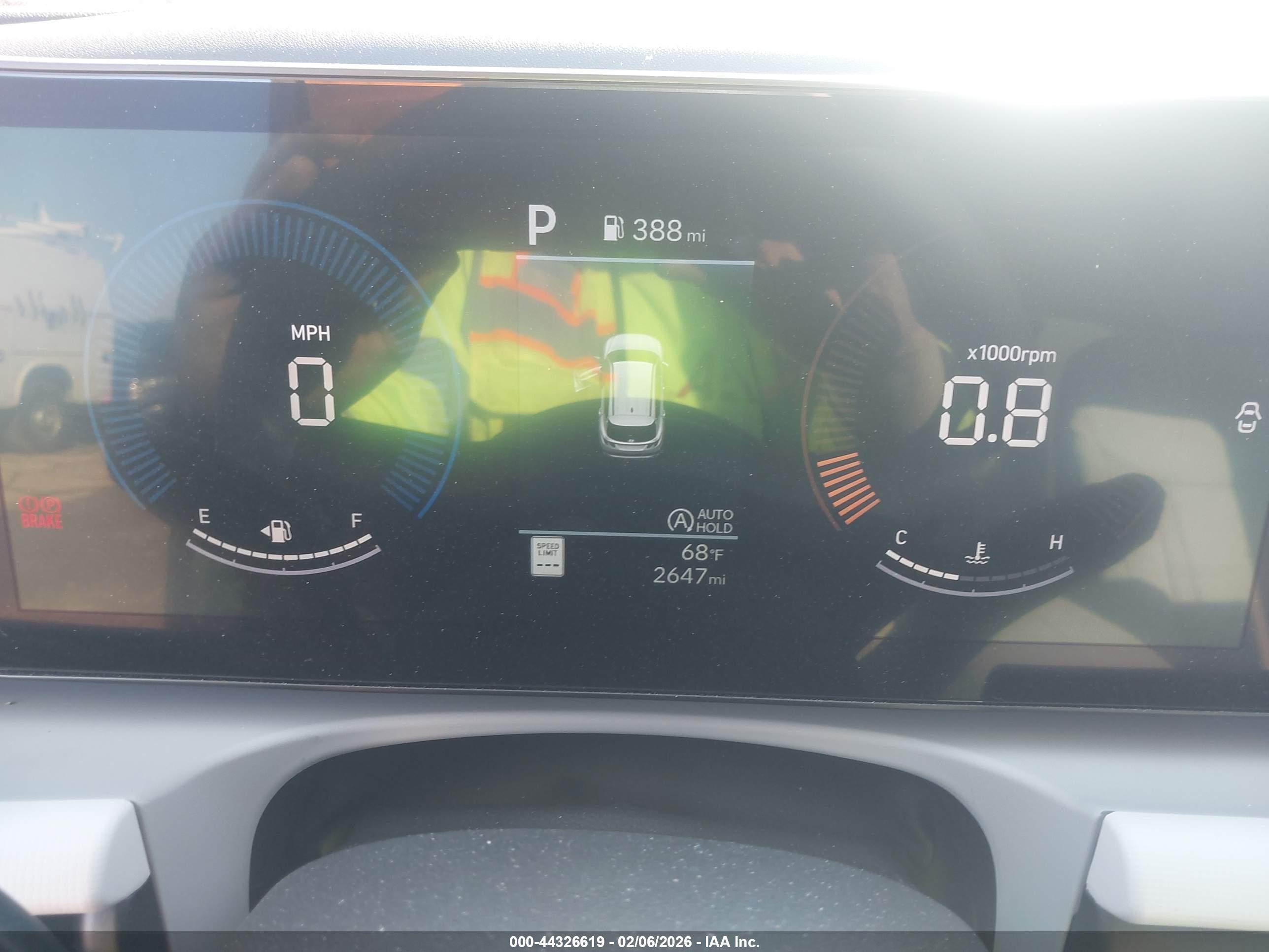 HYUNDAI TUCSON image 7