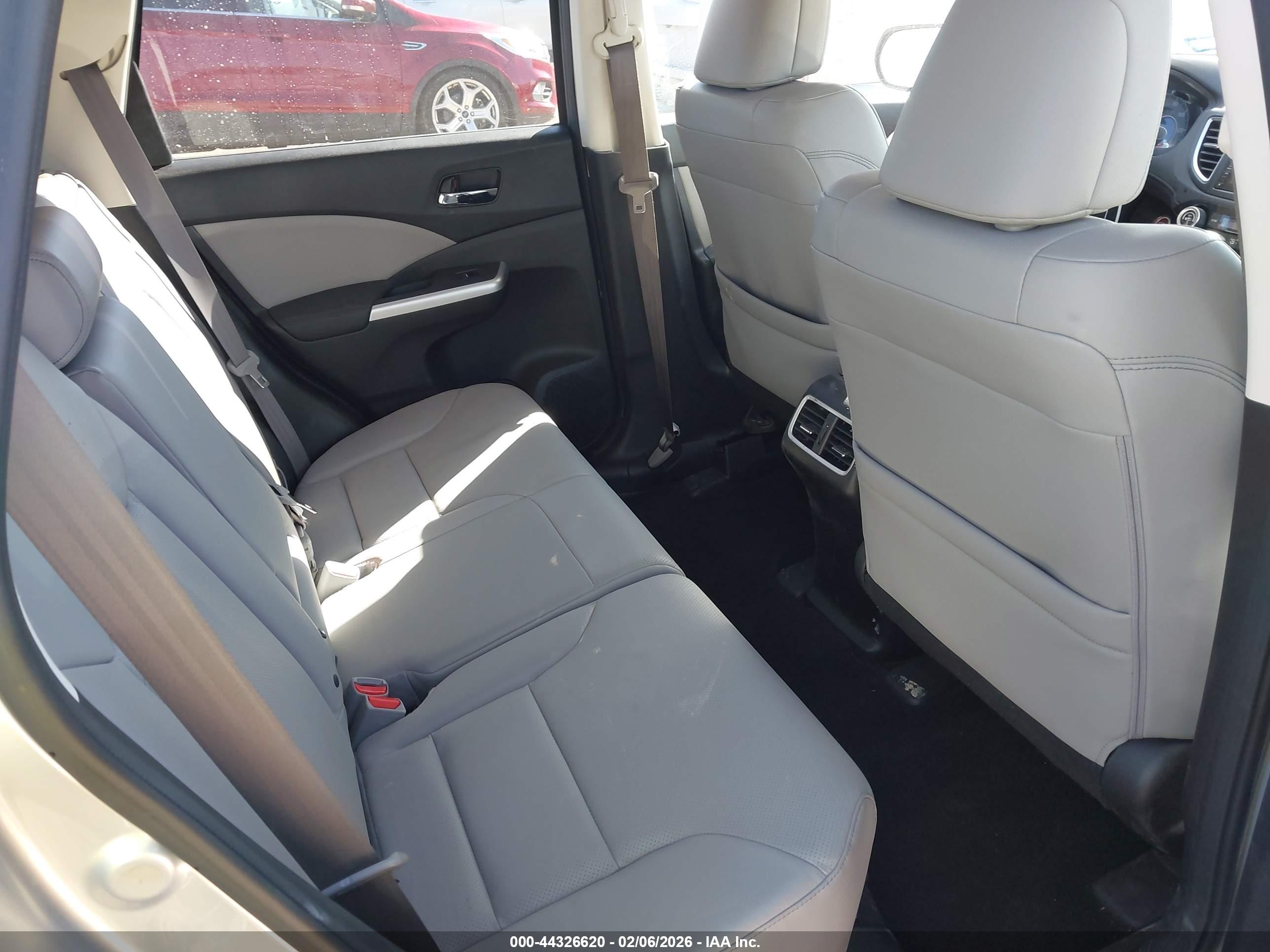 HONDA CR-V image 8