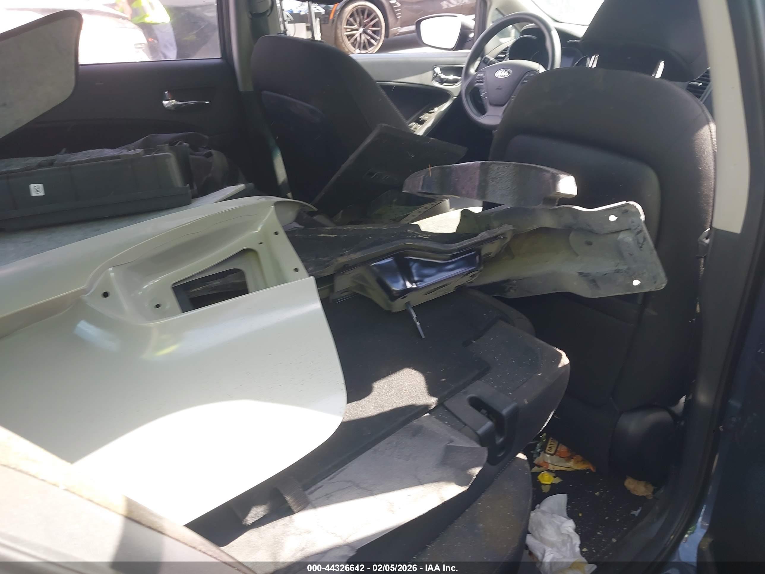 KIA FORTE image 8
