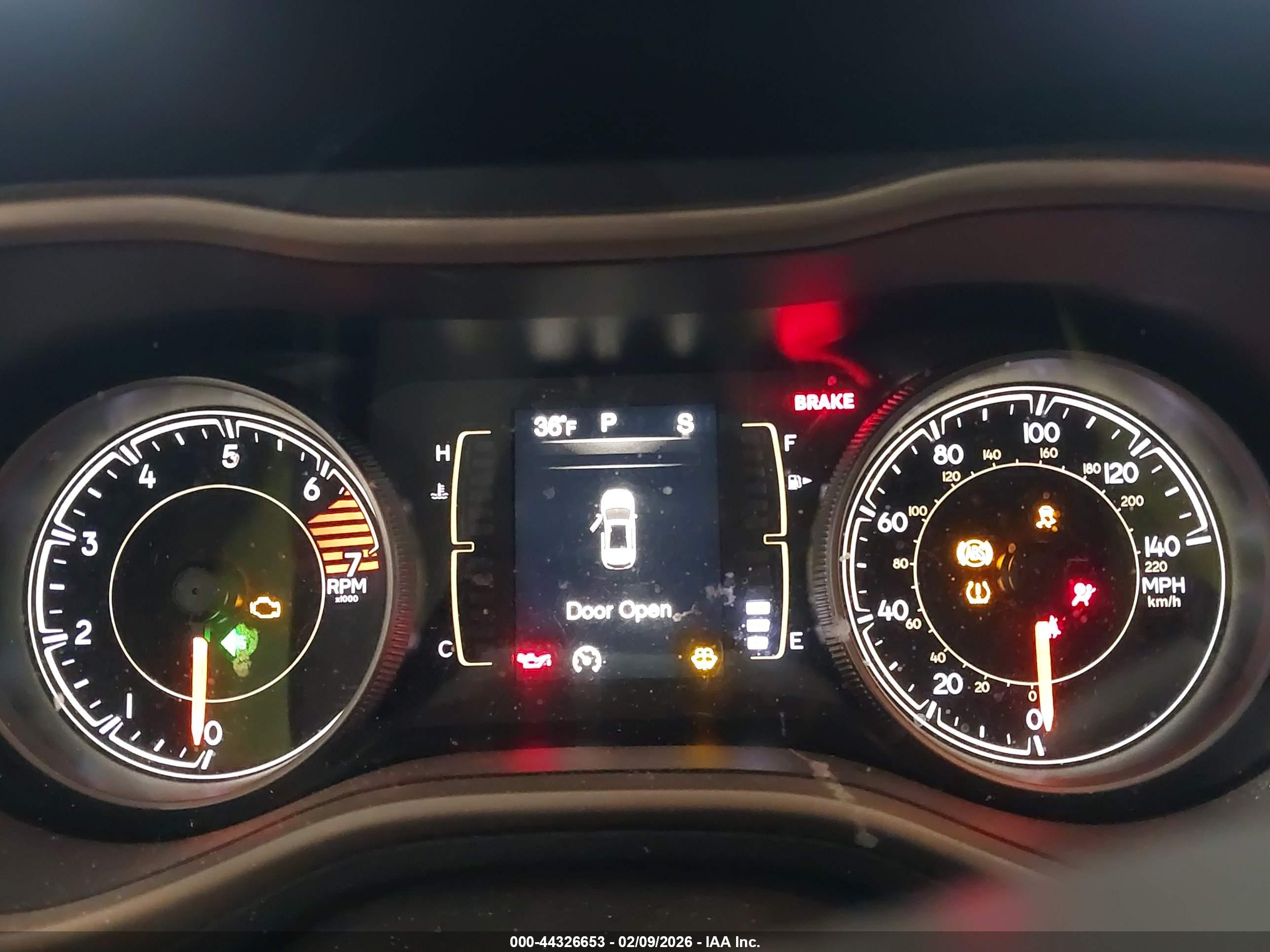 JEEP CHEROKEE image 7