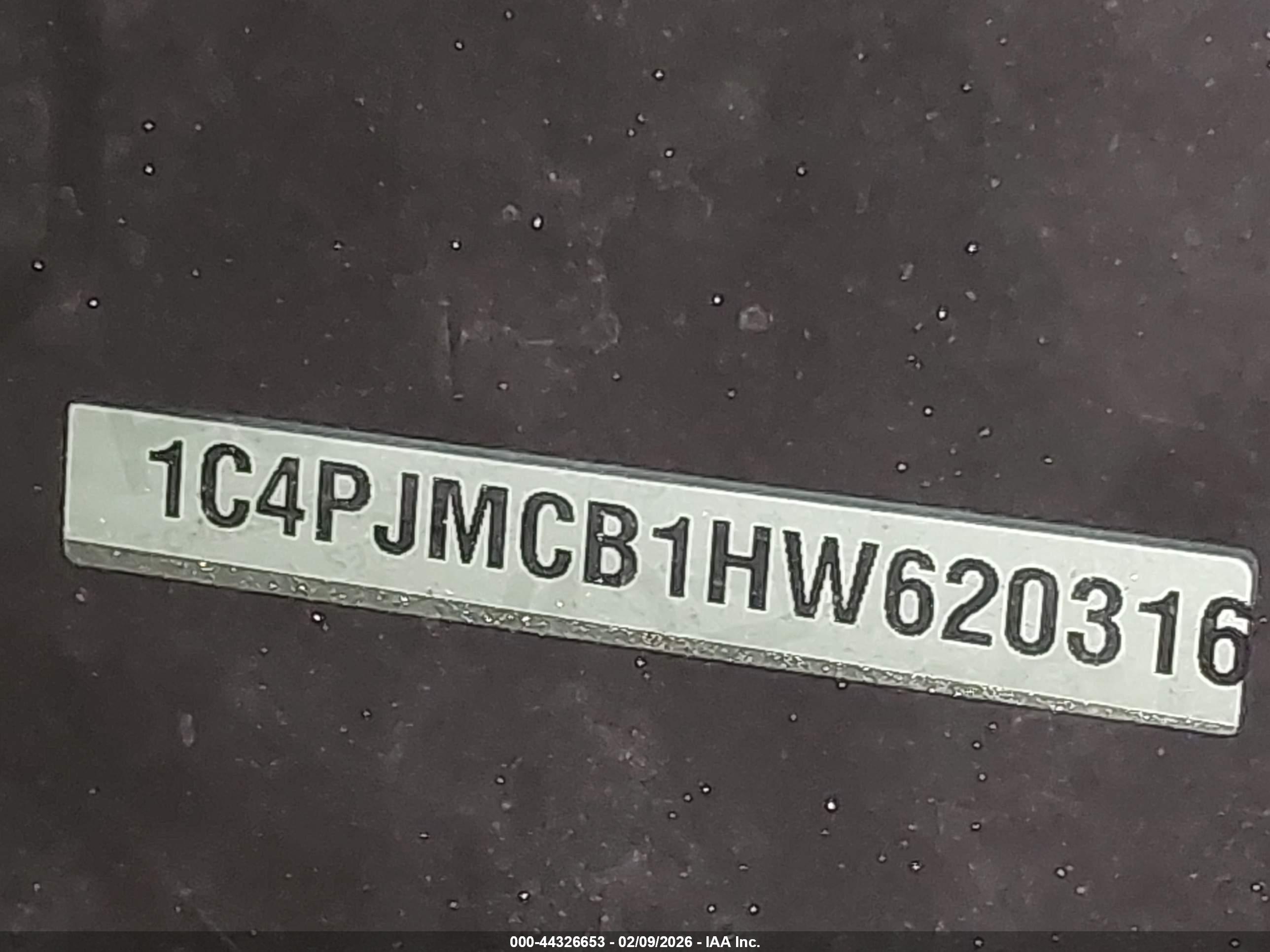JEEP CHEROKEE image 9