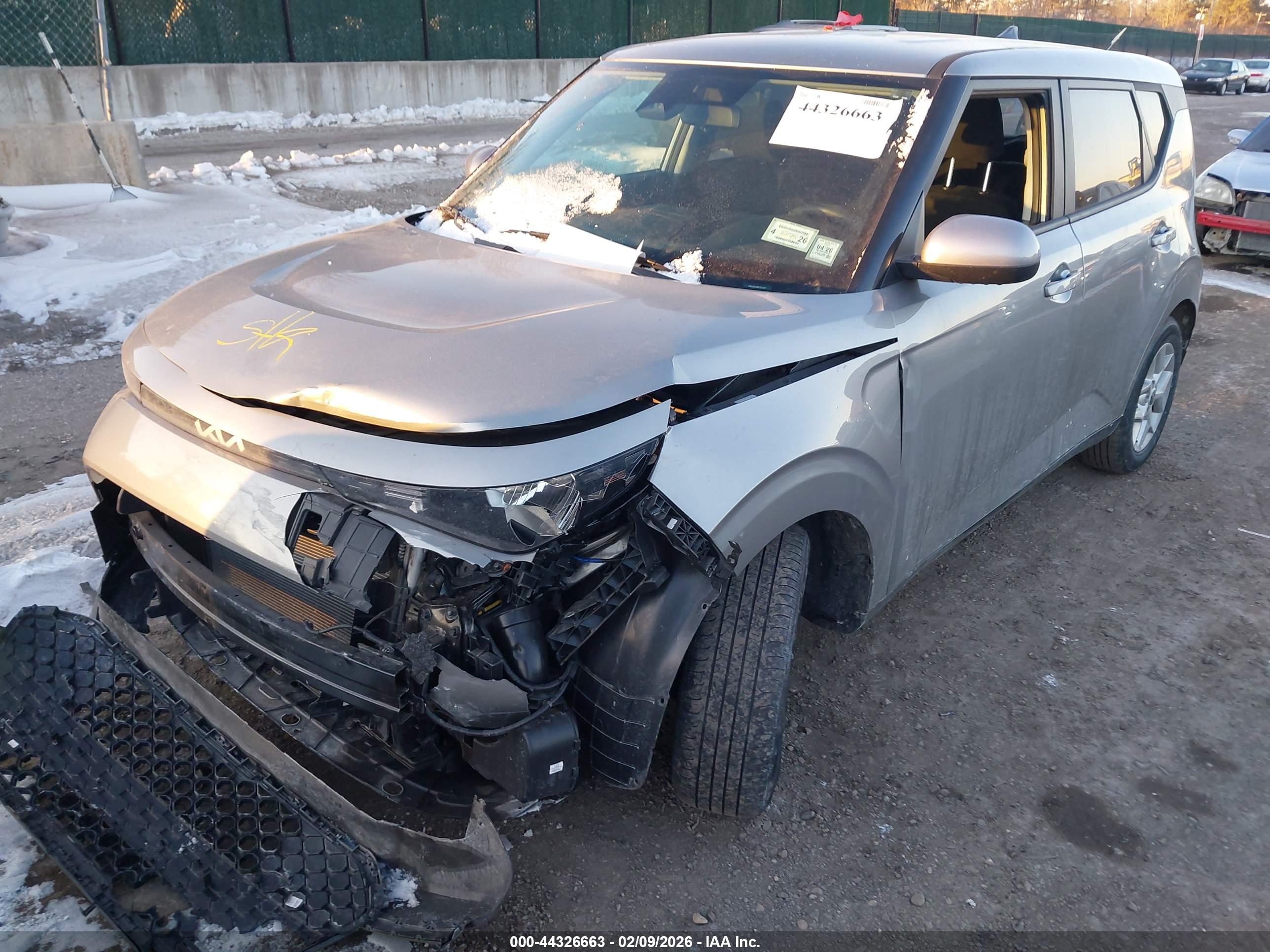 KIA SOUL image 2
