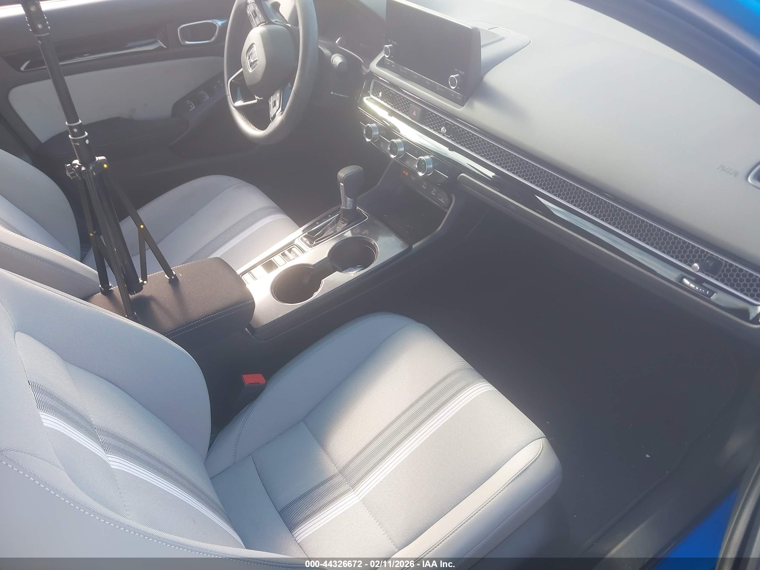 HONDA CIVIC image 5