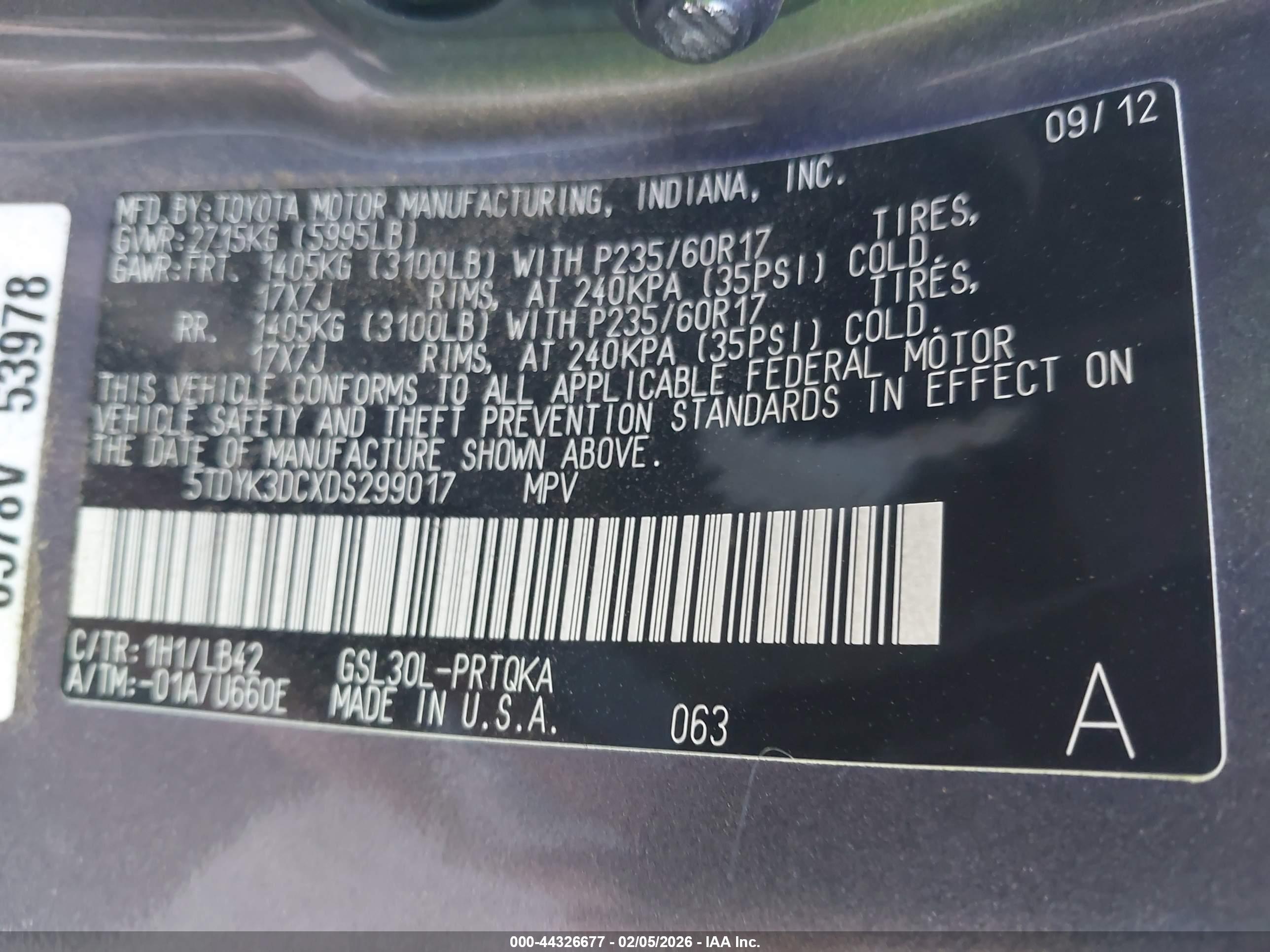 TOYOTA SIENNA image 9