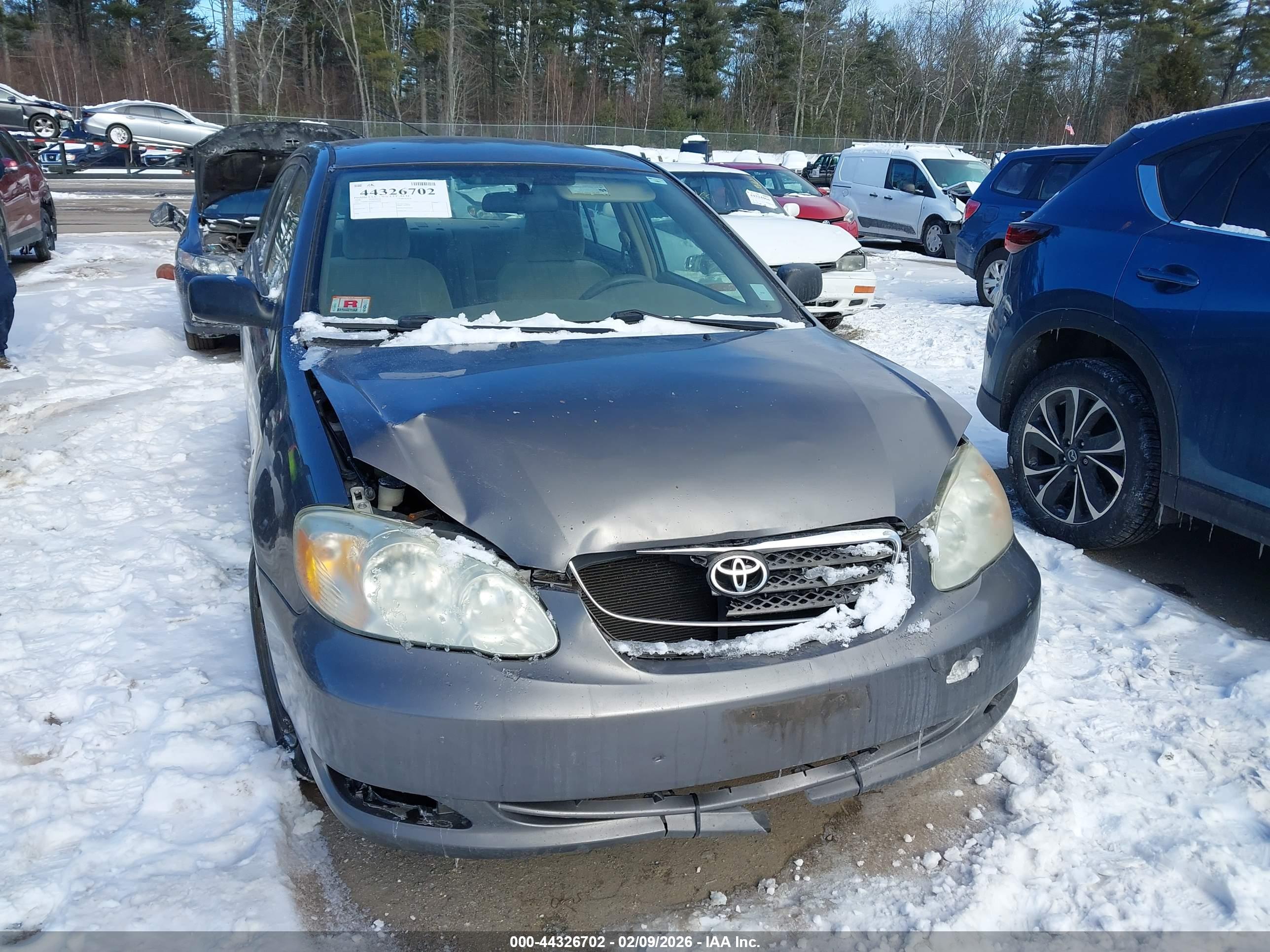 TOYOTA COROLLA image 6