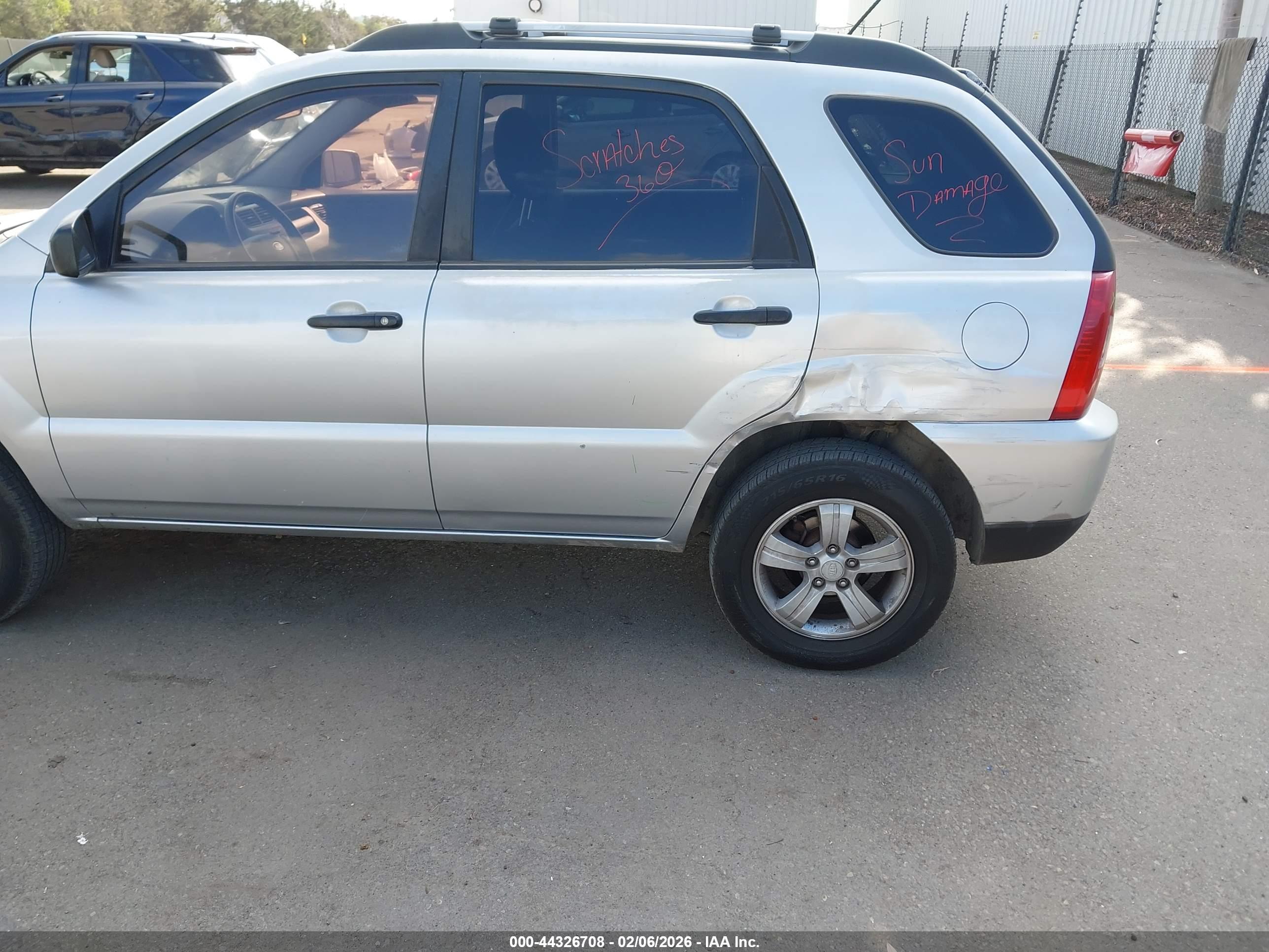 KIA SPORTAGE image 6