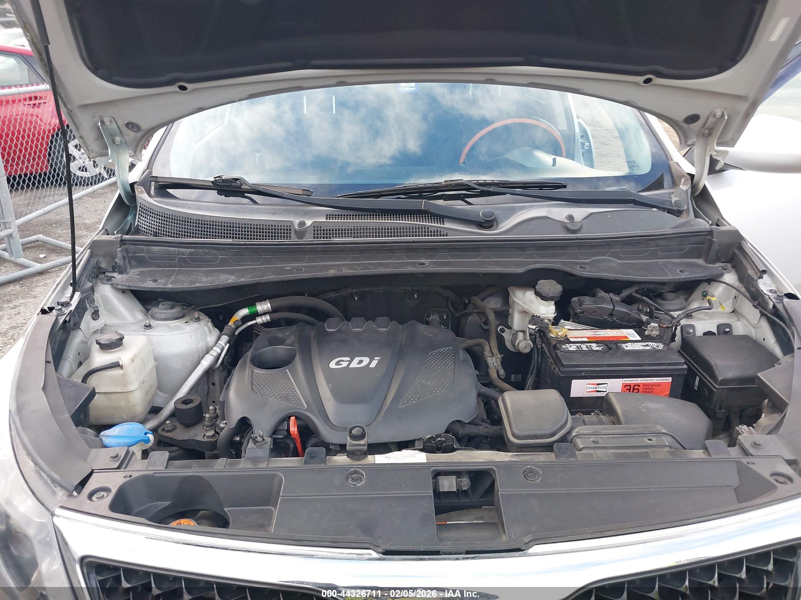 KIA SPORTAGE image 10