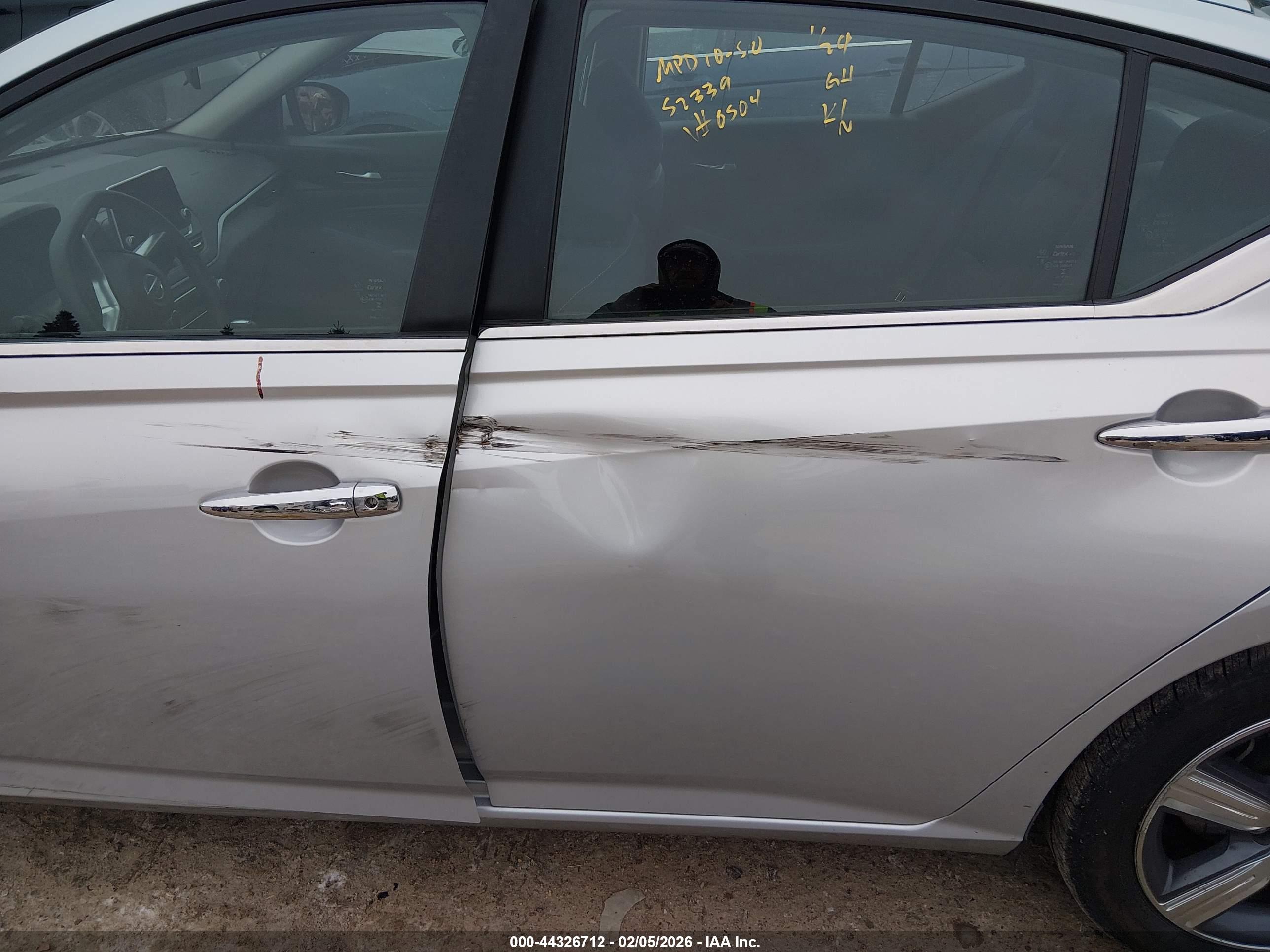 NISSAN ALTIMA image 6