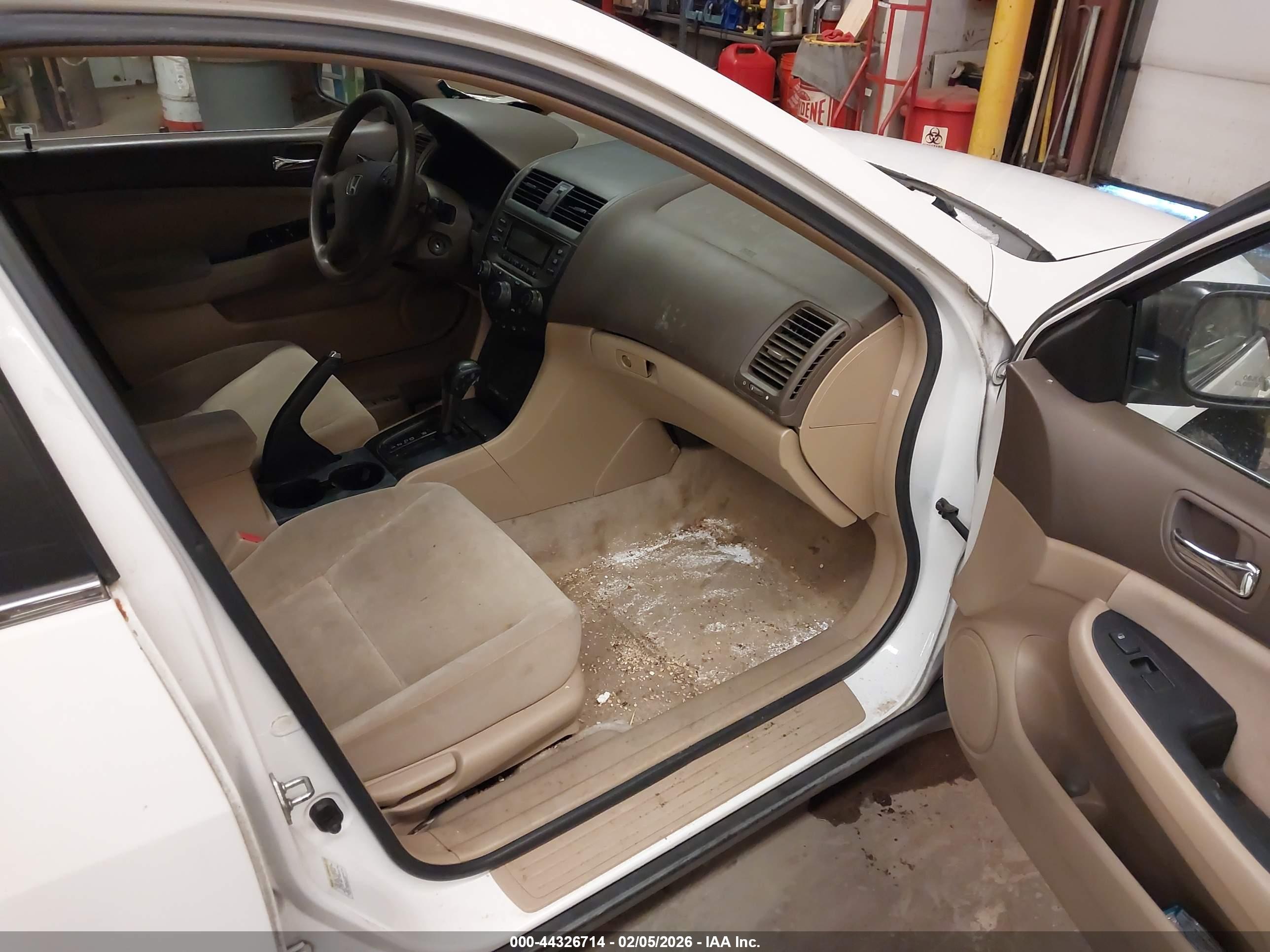 HONDA ACCORD image 5