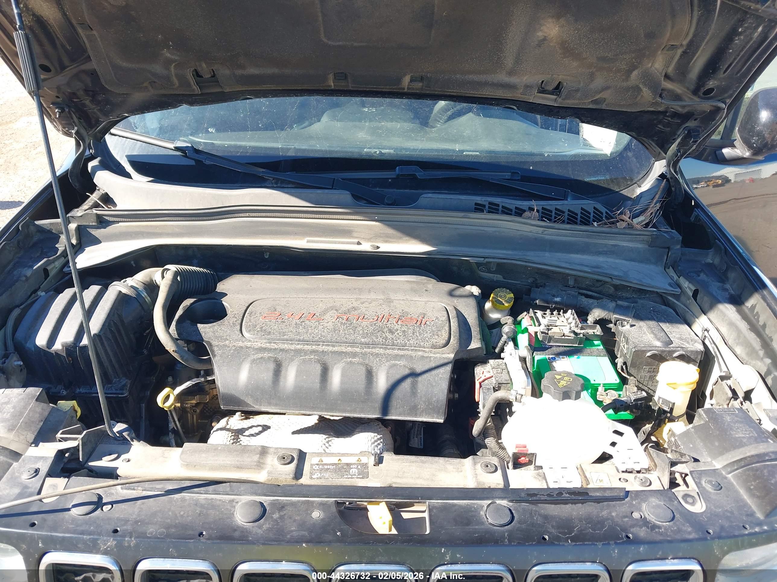 JEEP RENEGADE image 10