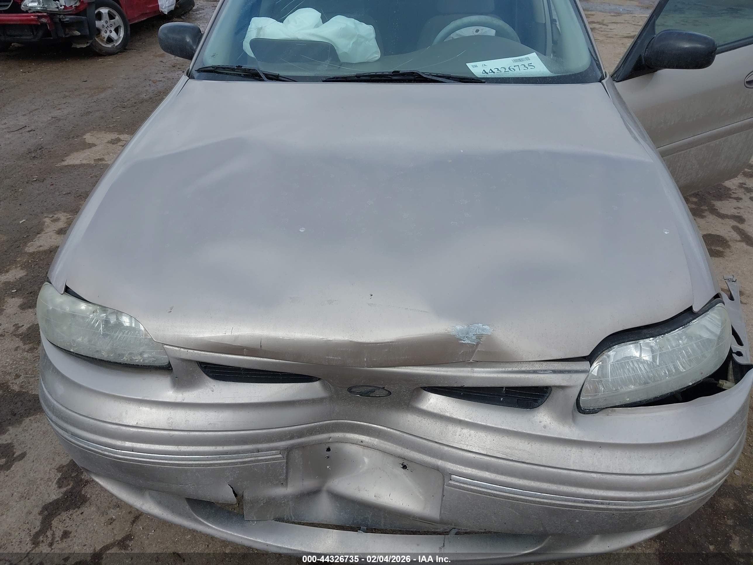 OLDSMOBILE CUTLASS image 10