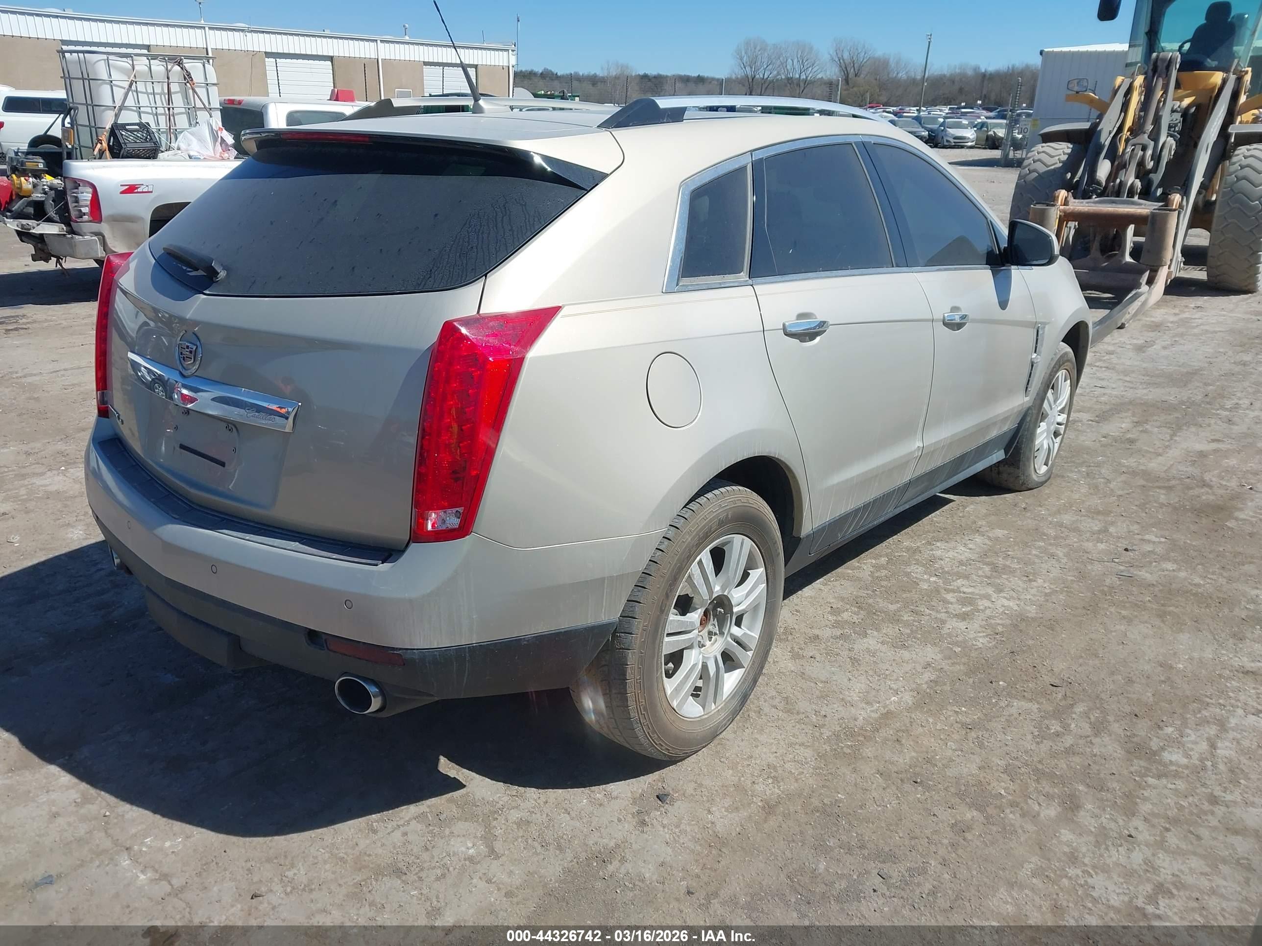 CADILLAC SRX image 4