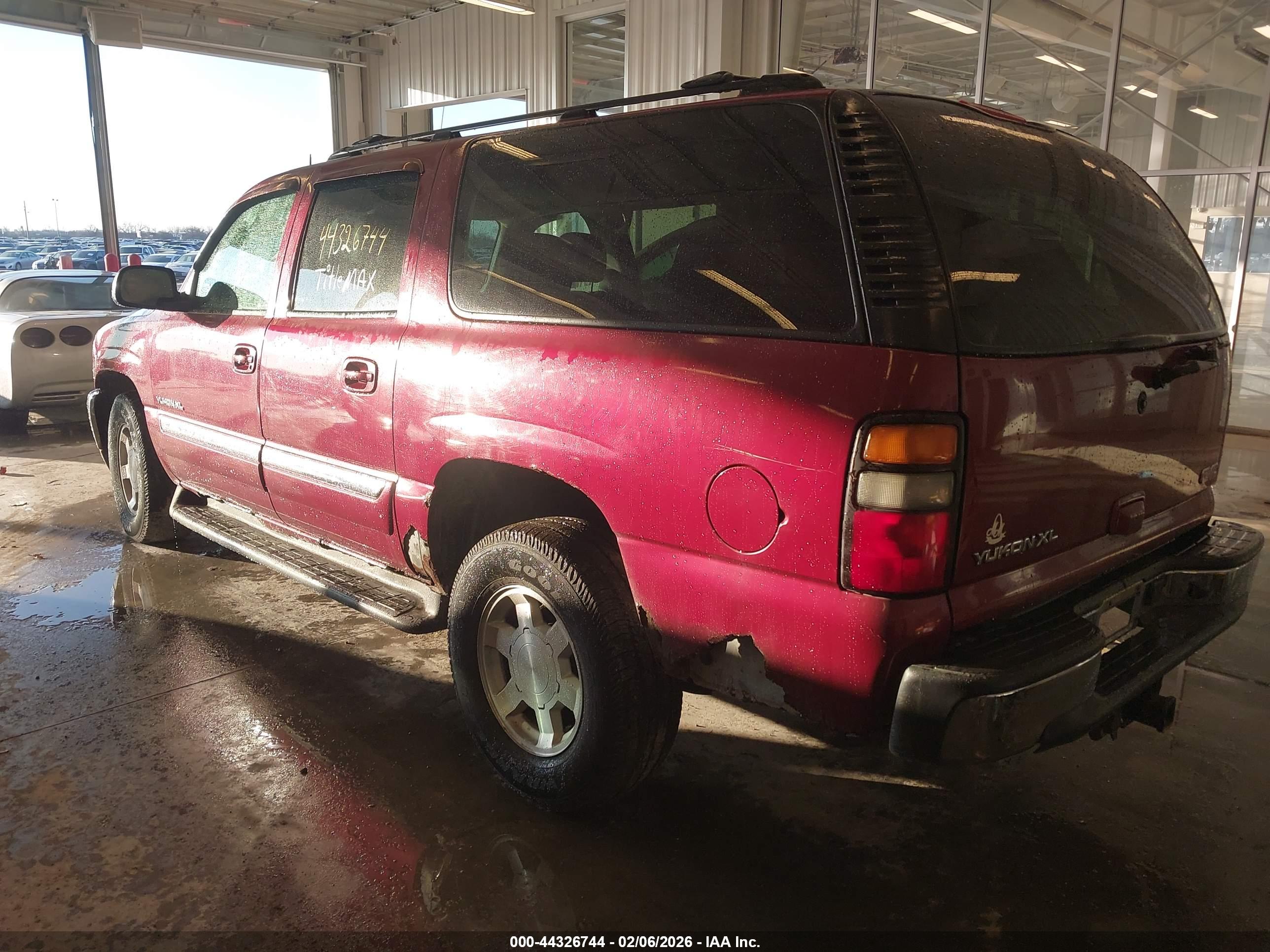 GMC YUKON image 3