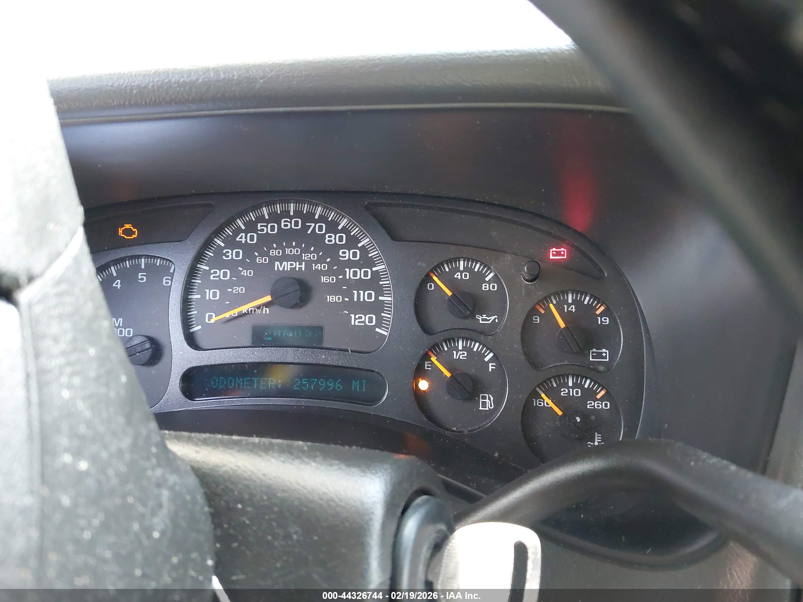 GMC YUKON image 7