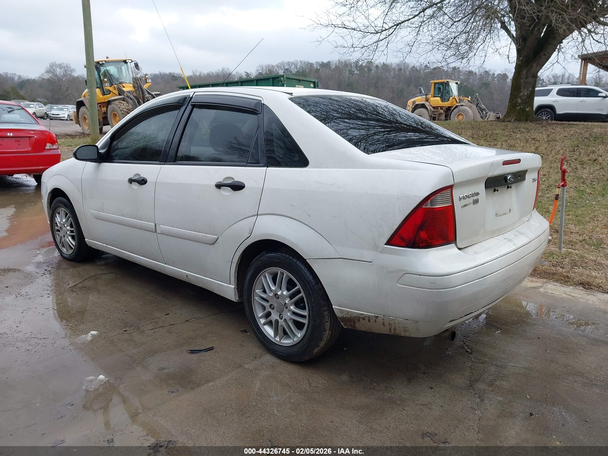 FORD FOCUS image 3