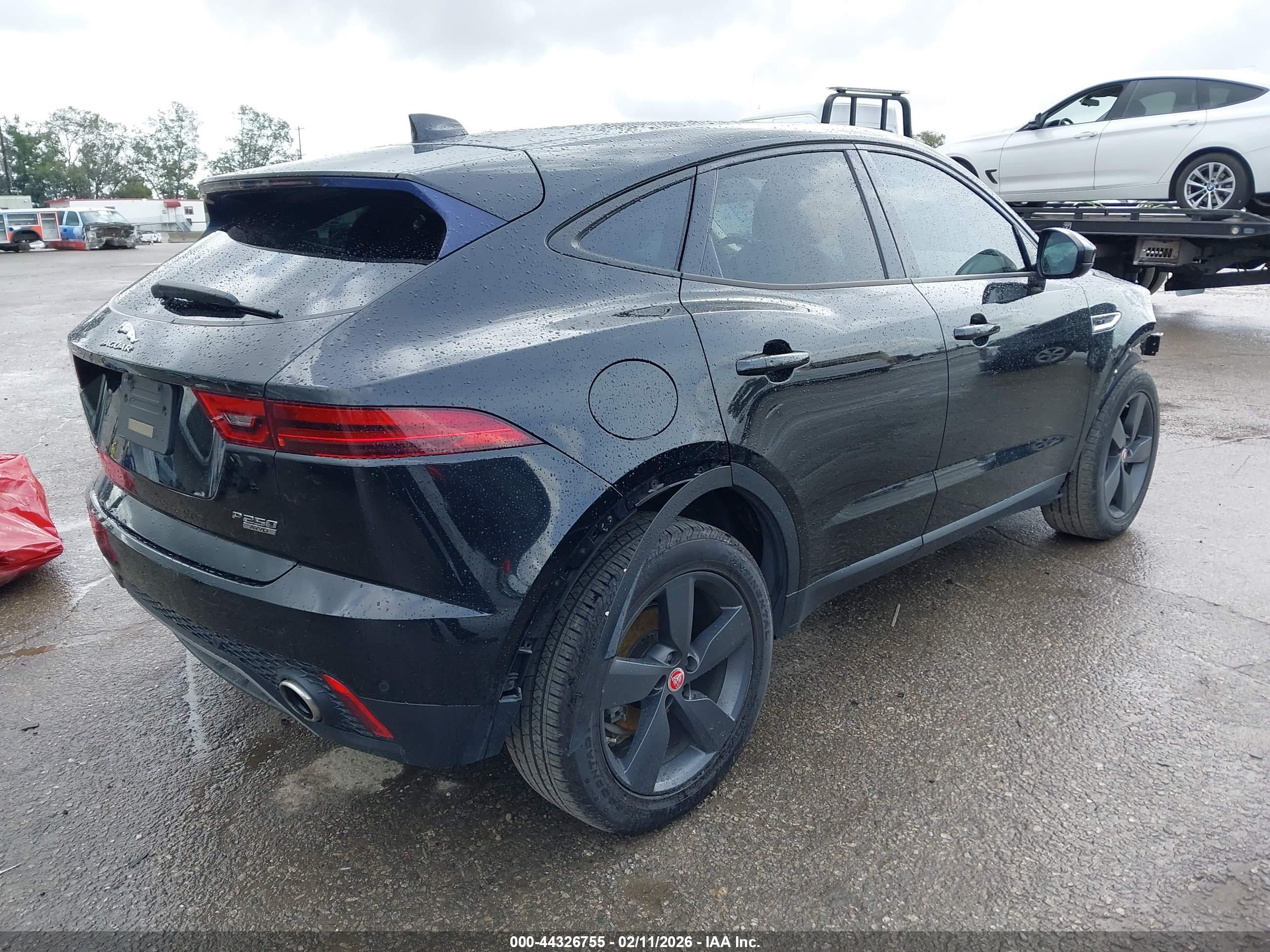 JAGUAR E-PACE image 4