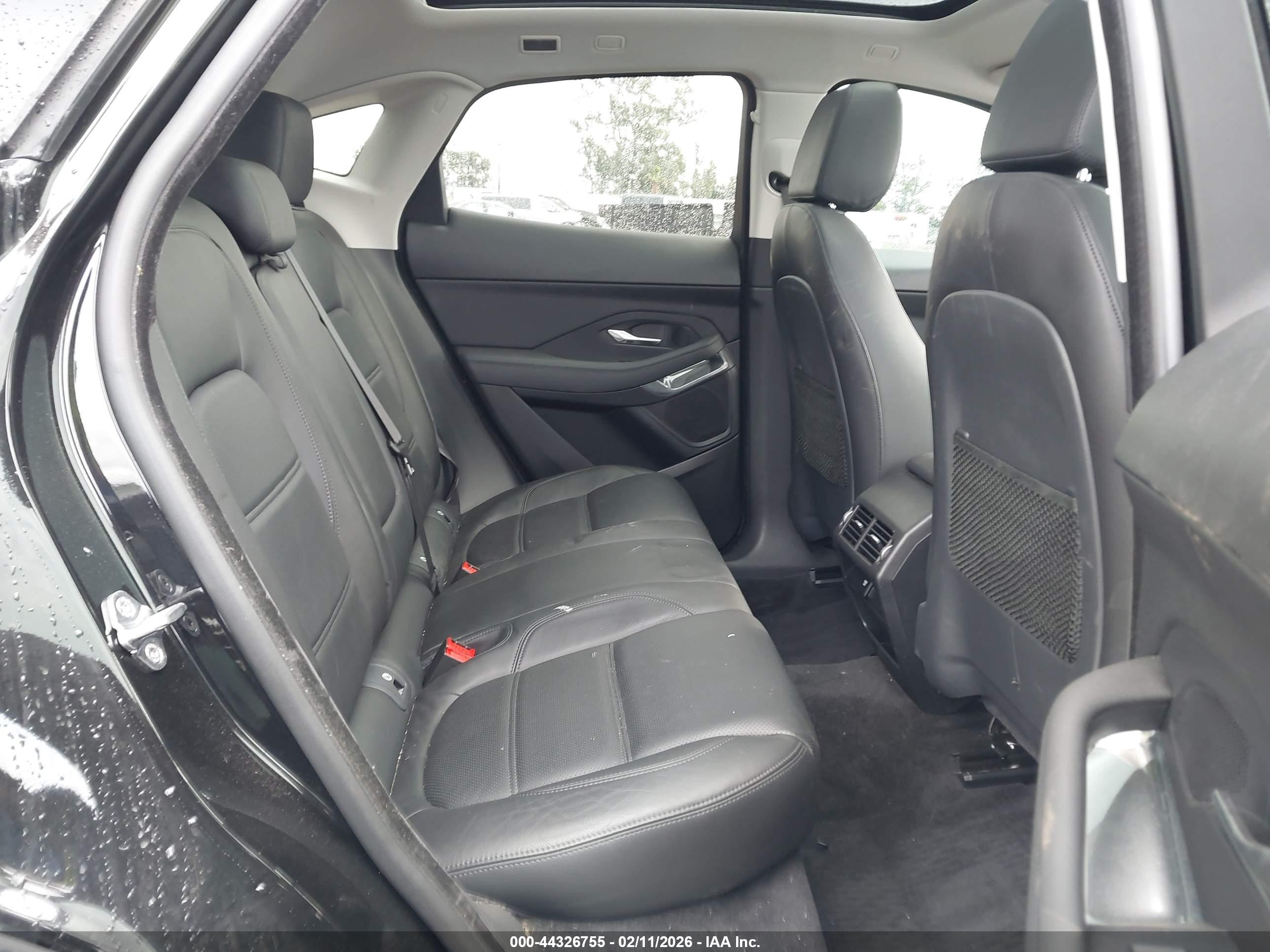 JAGUAR E-PACE image 8