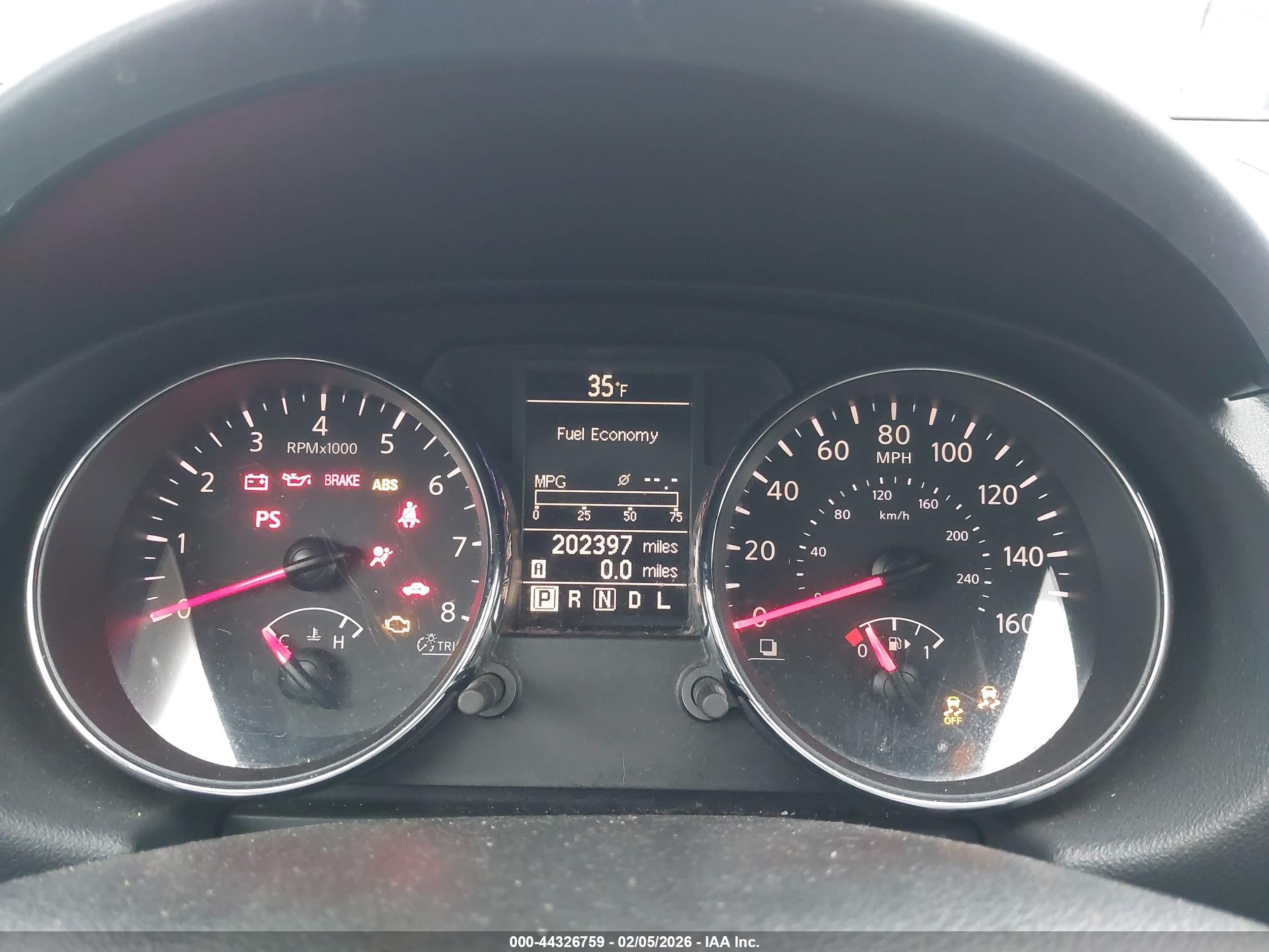 NISSAN ROGUE image 7