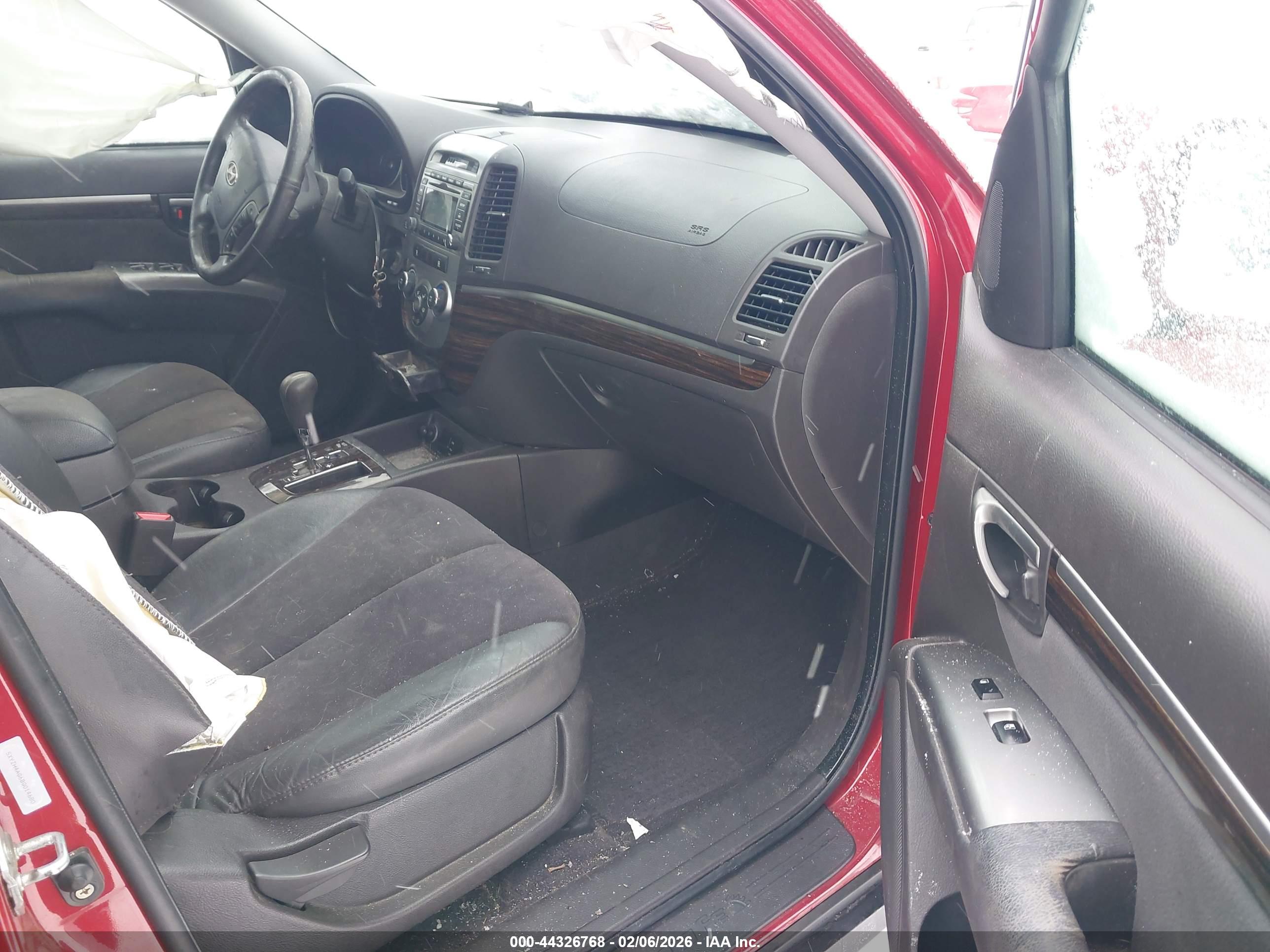 HYUNDAI SANTA image 5