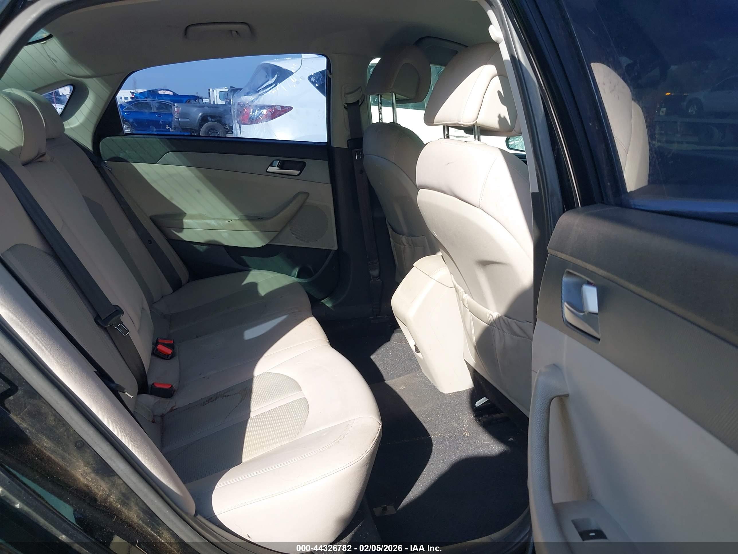 HYUNDAI SONATA image 8