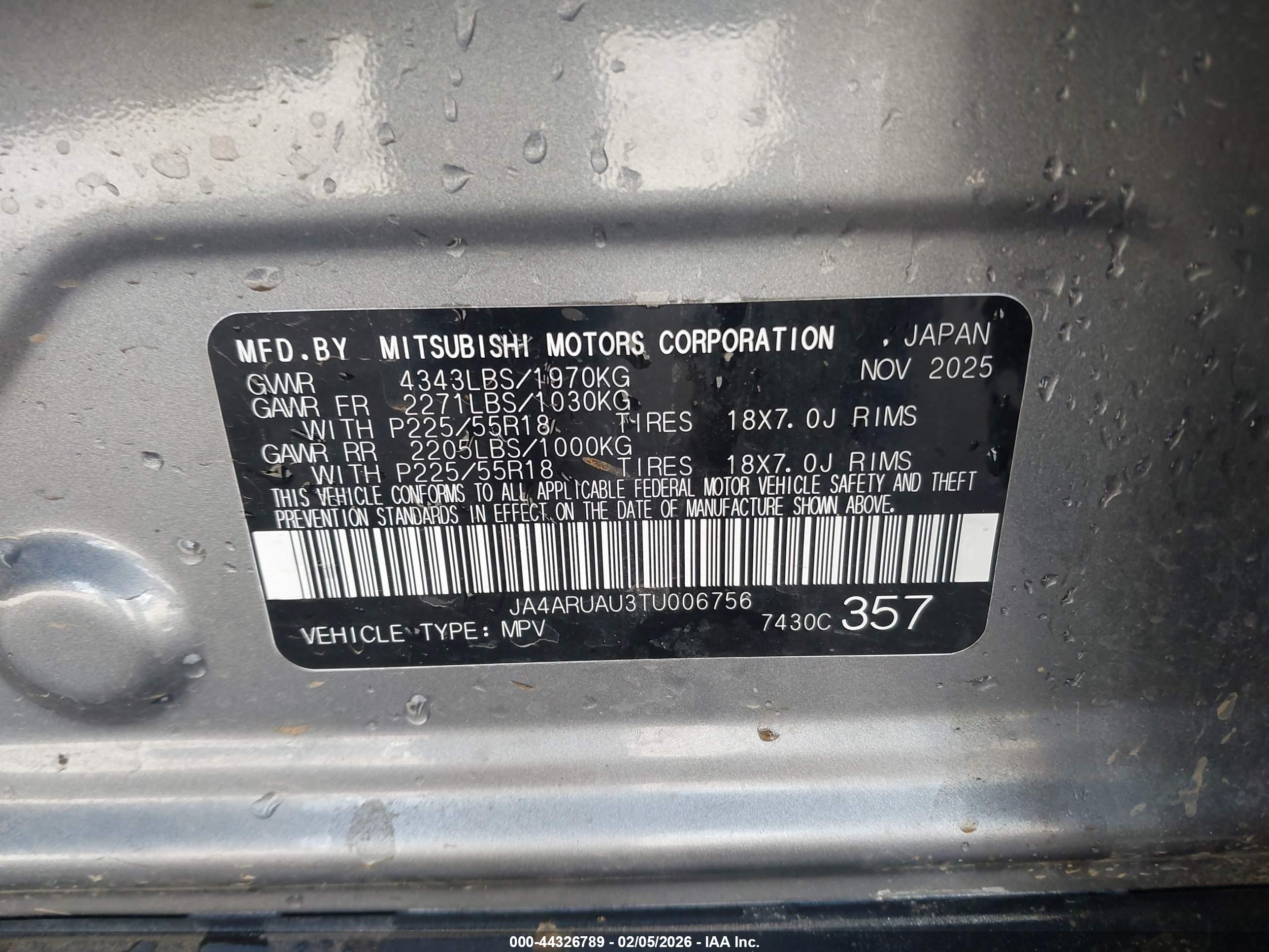 MITSUBISHI OUTLANDER image 9