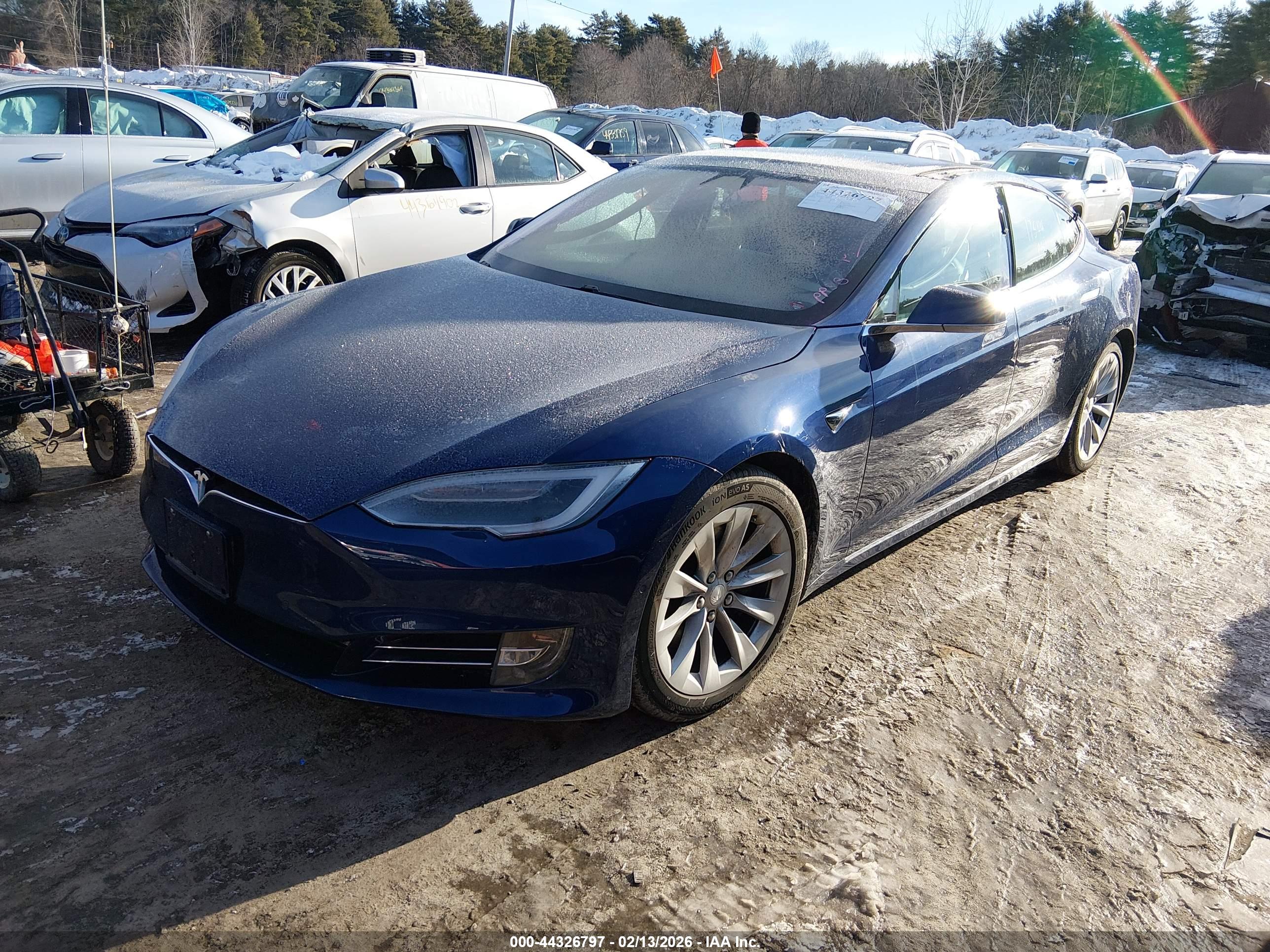 TESLA MODEL image 2