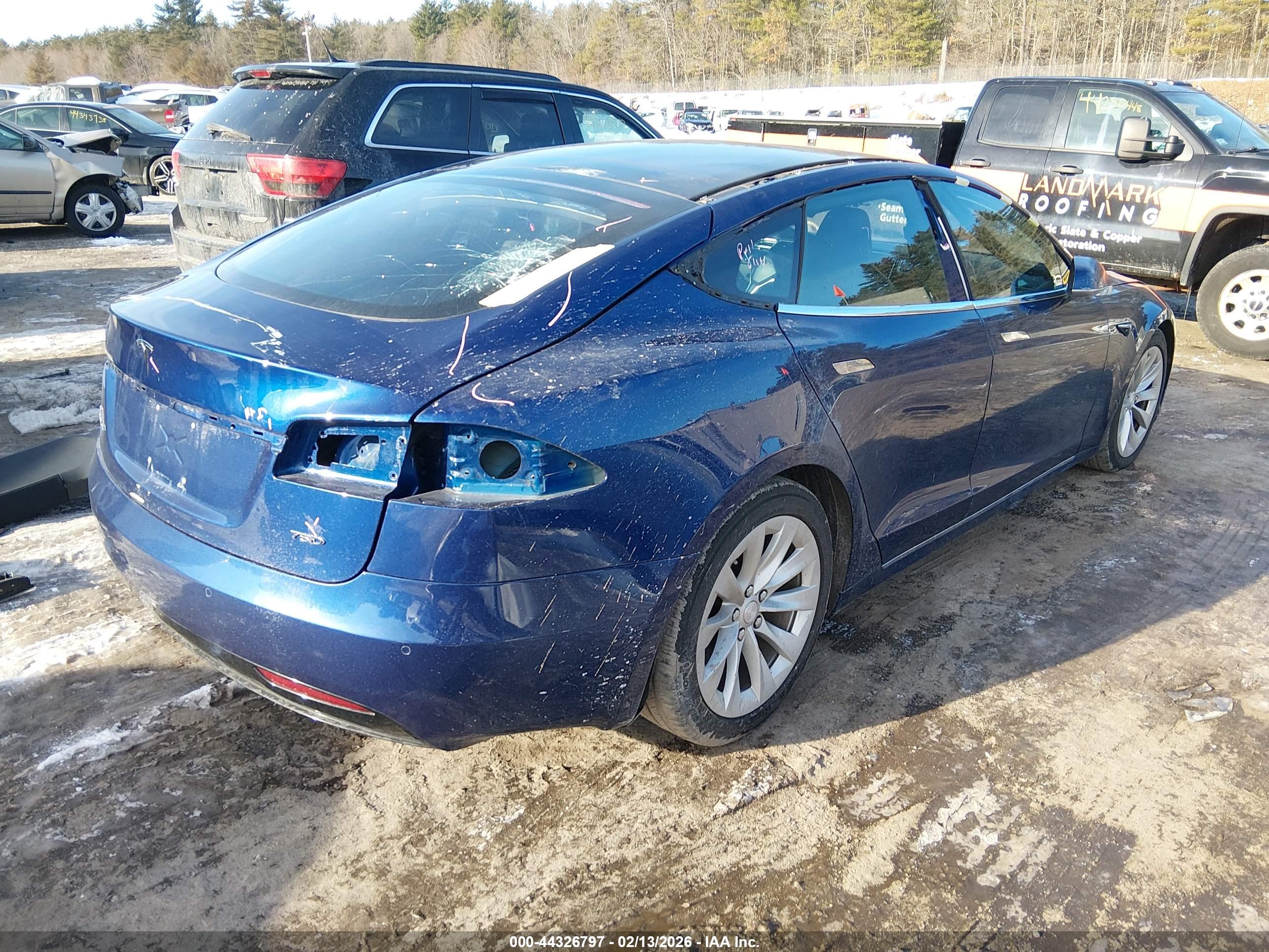 TESLA MODEL image 4