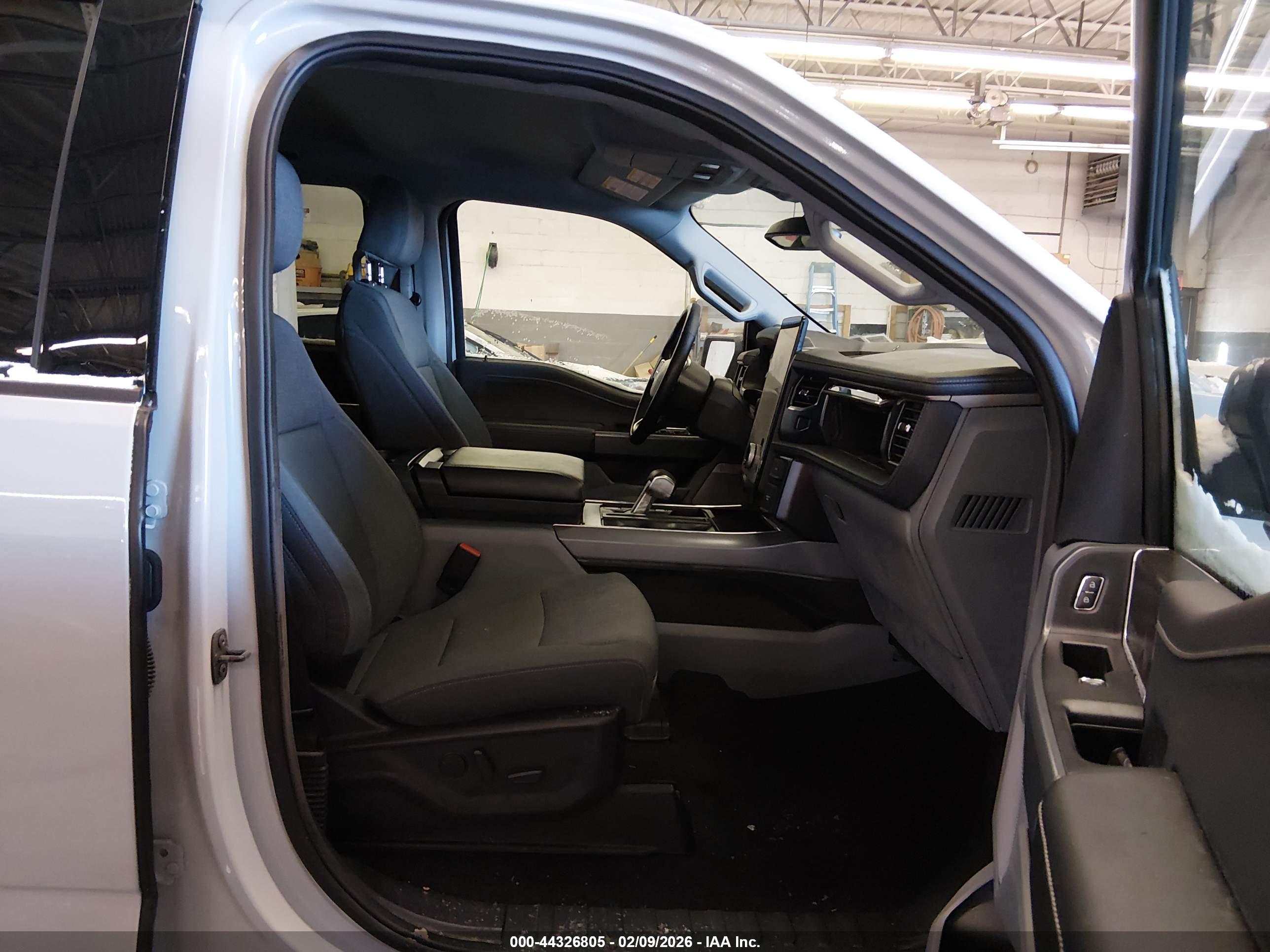 FORD F-150 image 5