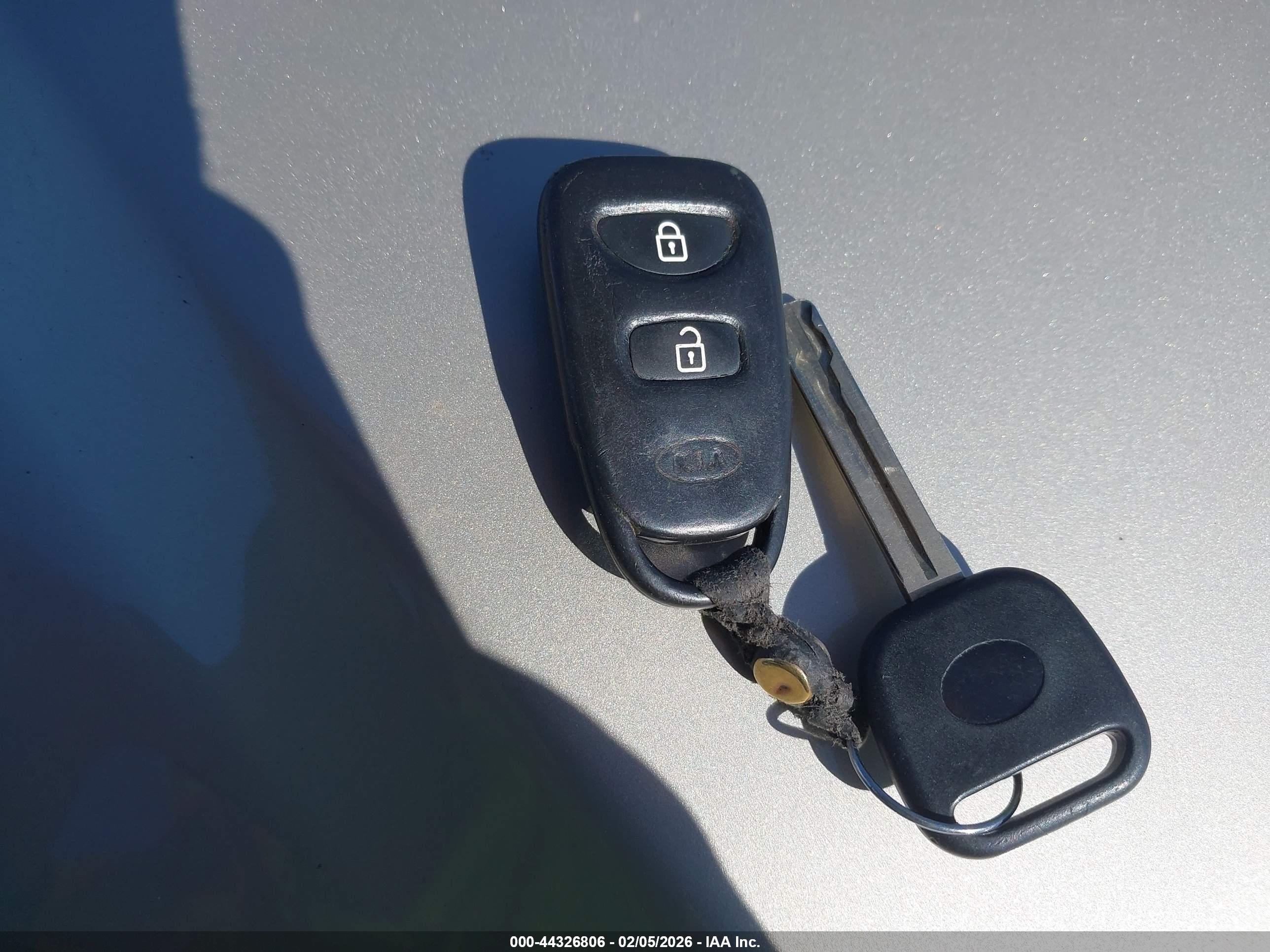 KIA SORENTO image 11