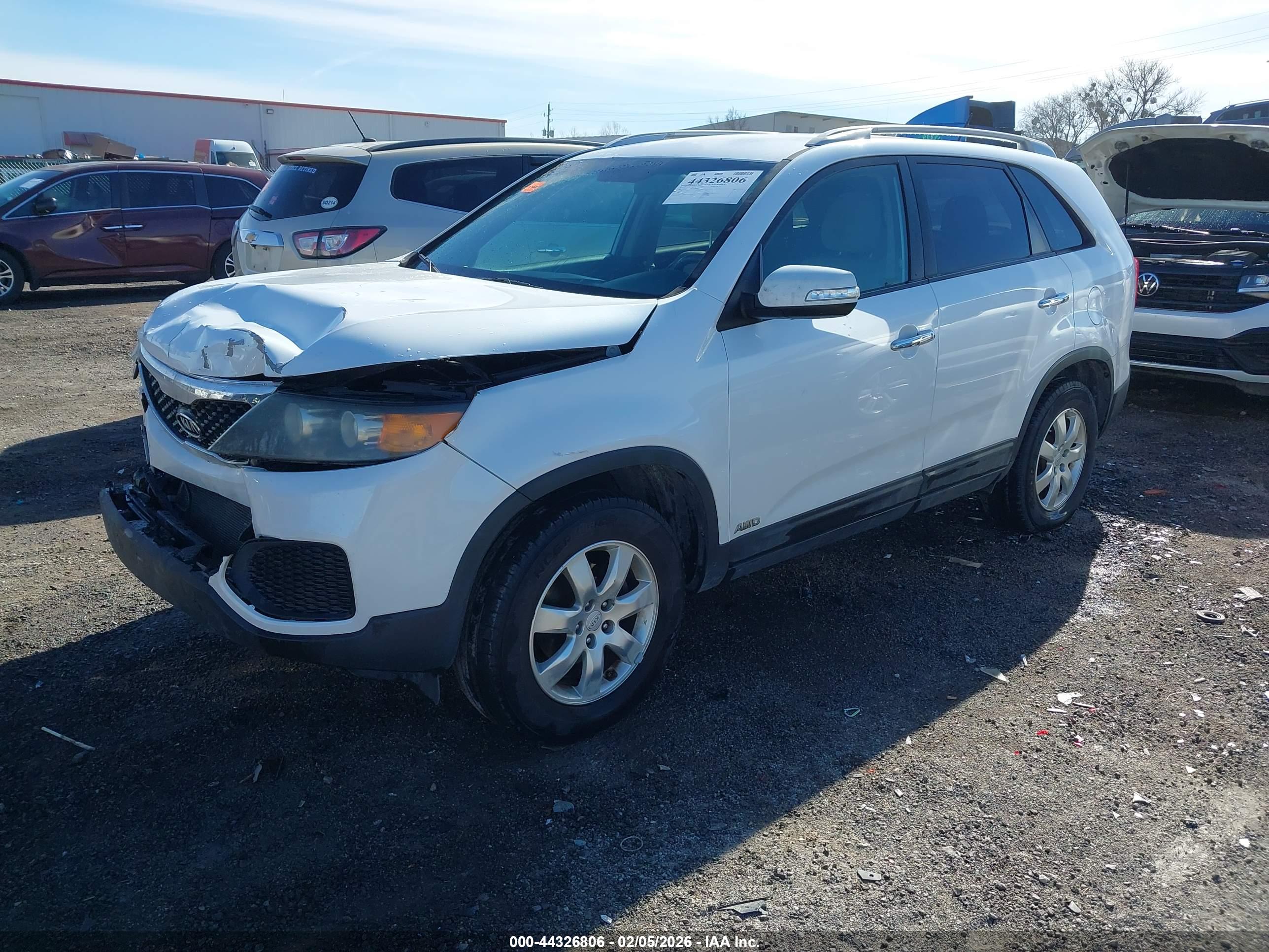 KIA SORENTO image 2