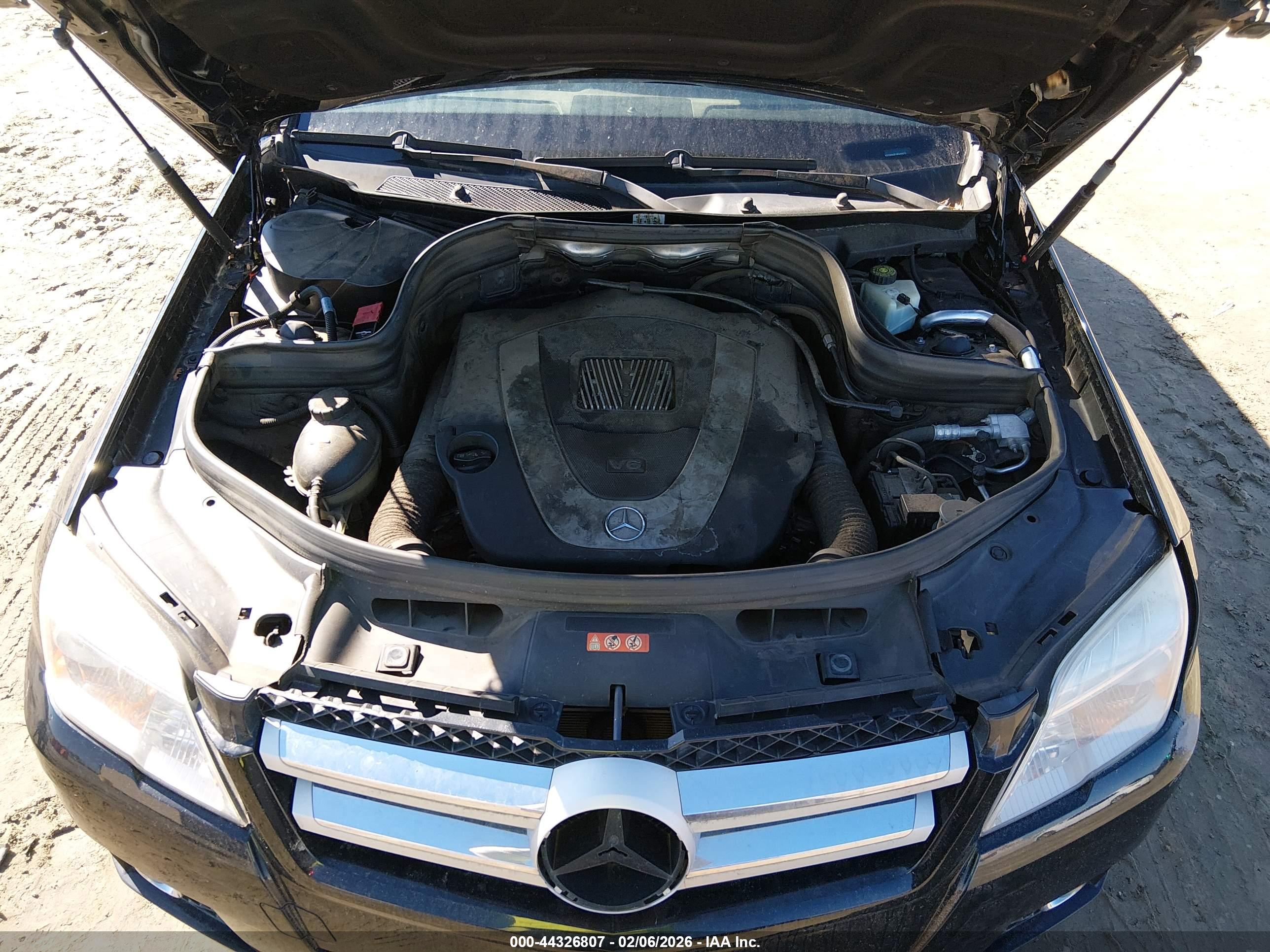 MERCEDES-BENZ GLK image 10