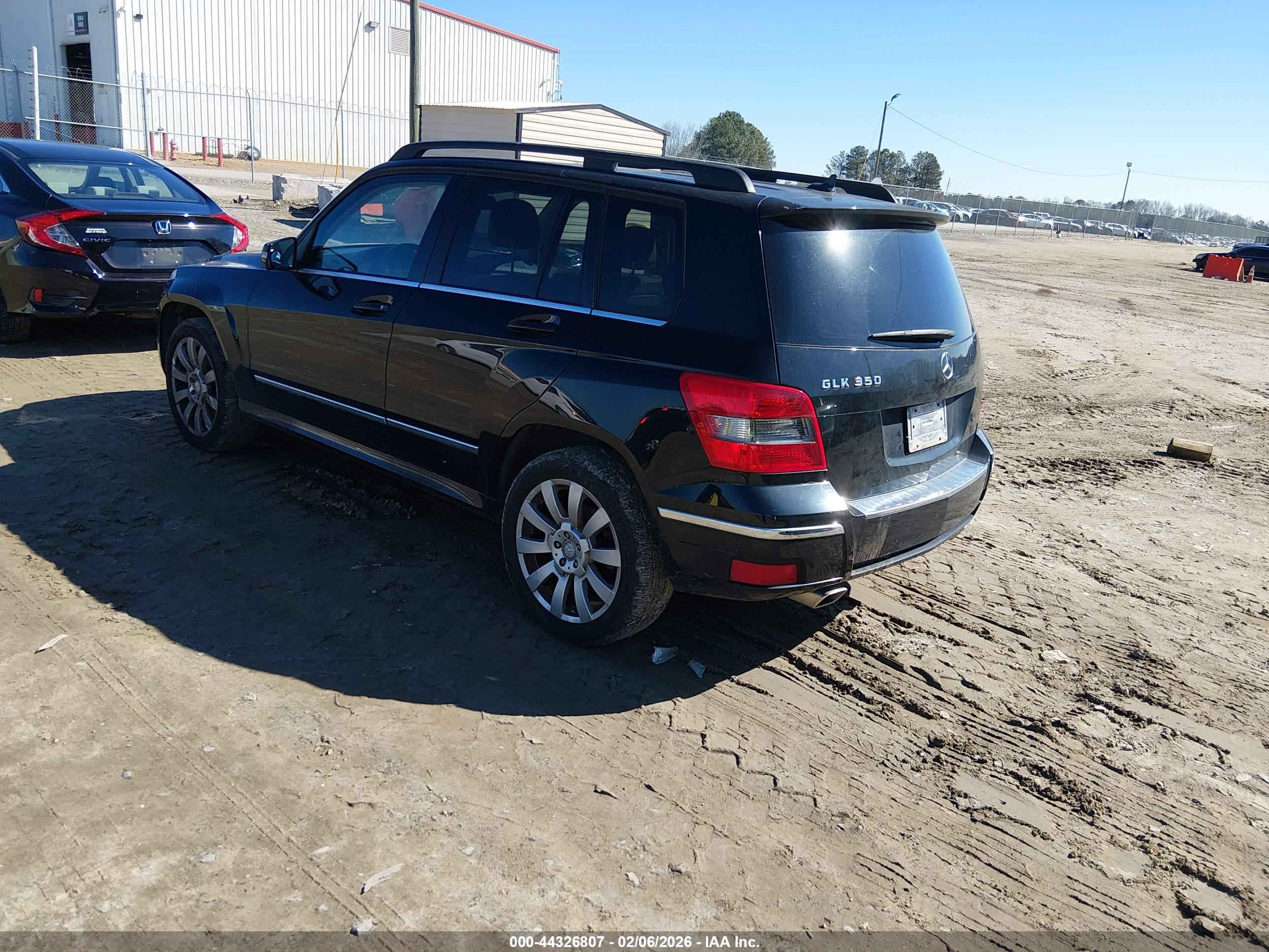 MERCEDES-BENZ GLK image 3