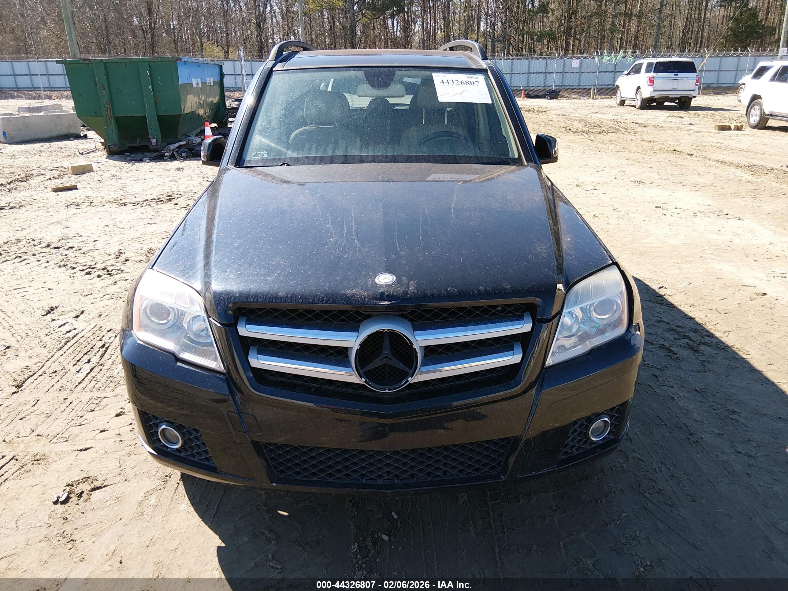 MERCEDES-BENZ GLK image 6