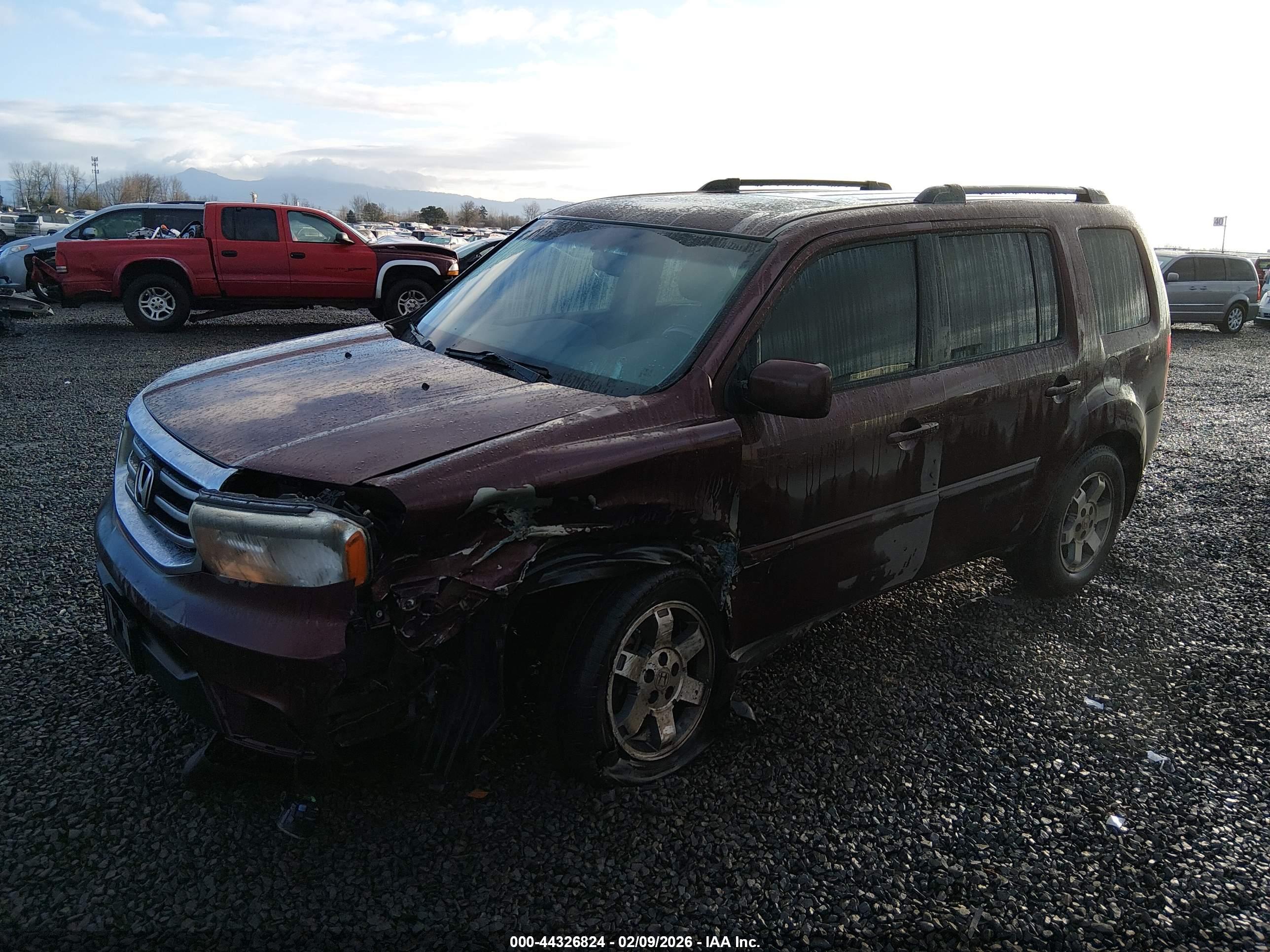 HONDA PILOT image 2