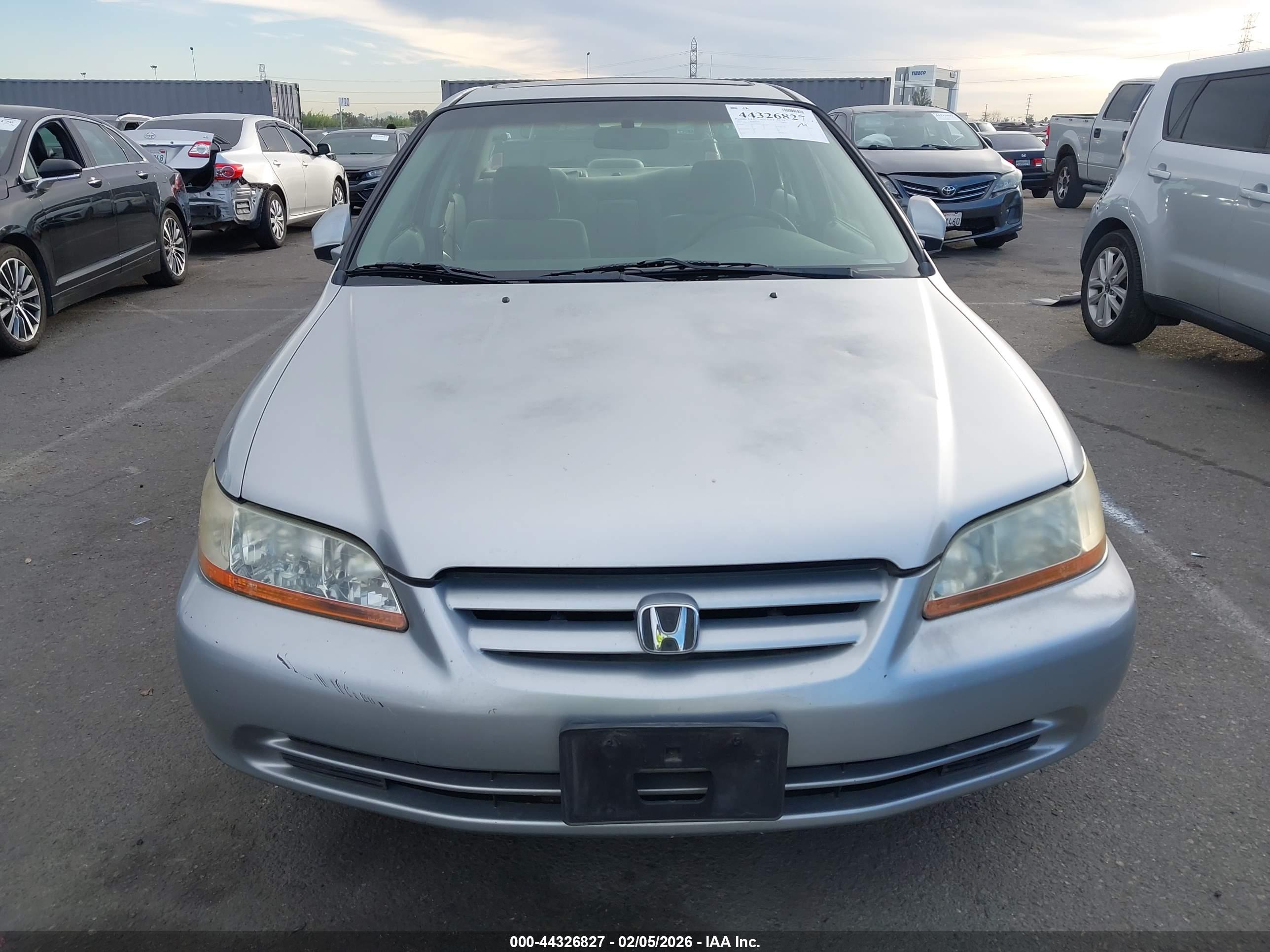 HONDA ACCORD image 6