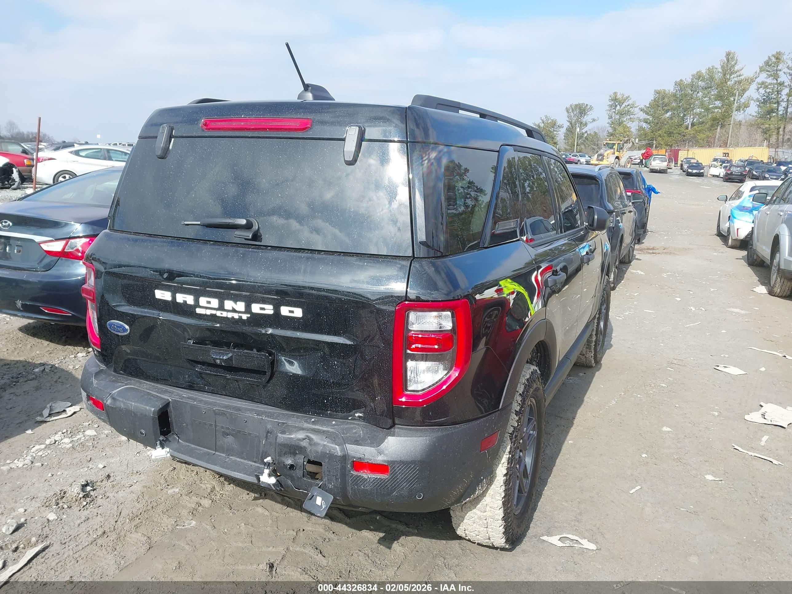 FORD BRONCO image 4