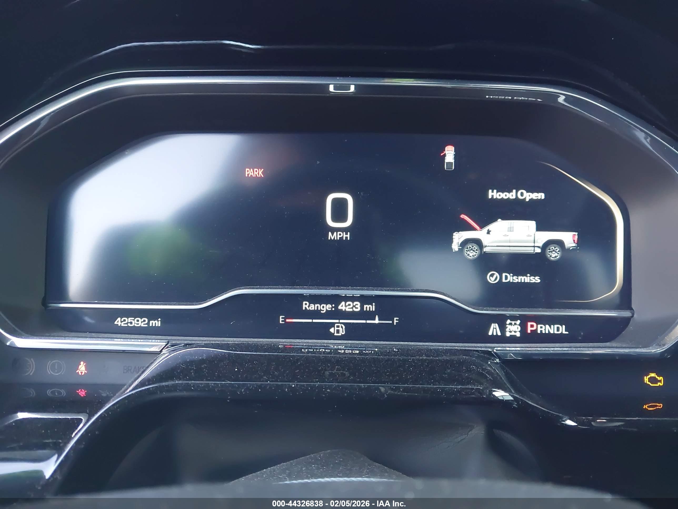GMC SIERRA image 7